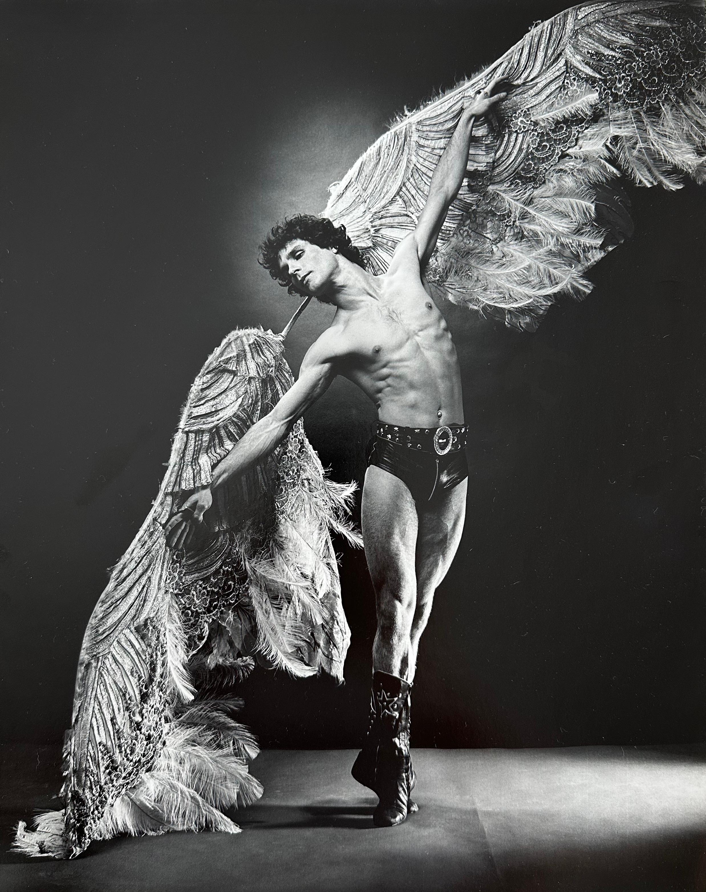 Jack Mitchell Black and White Photograph – Yann Le Gac
