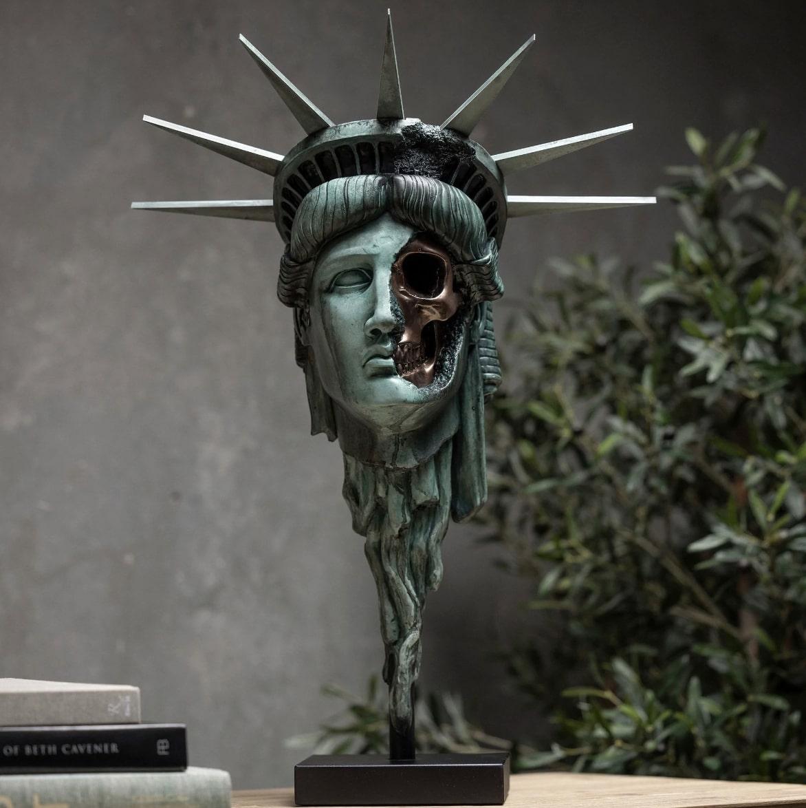 La mort de la liberté n° 3 - Sculpture de Jack Of The Dust