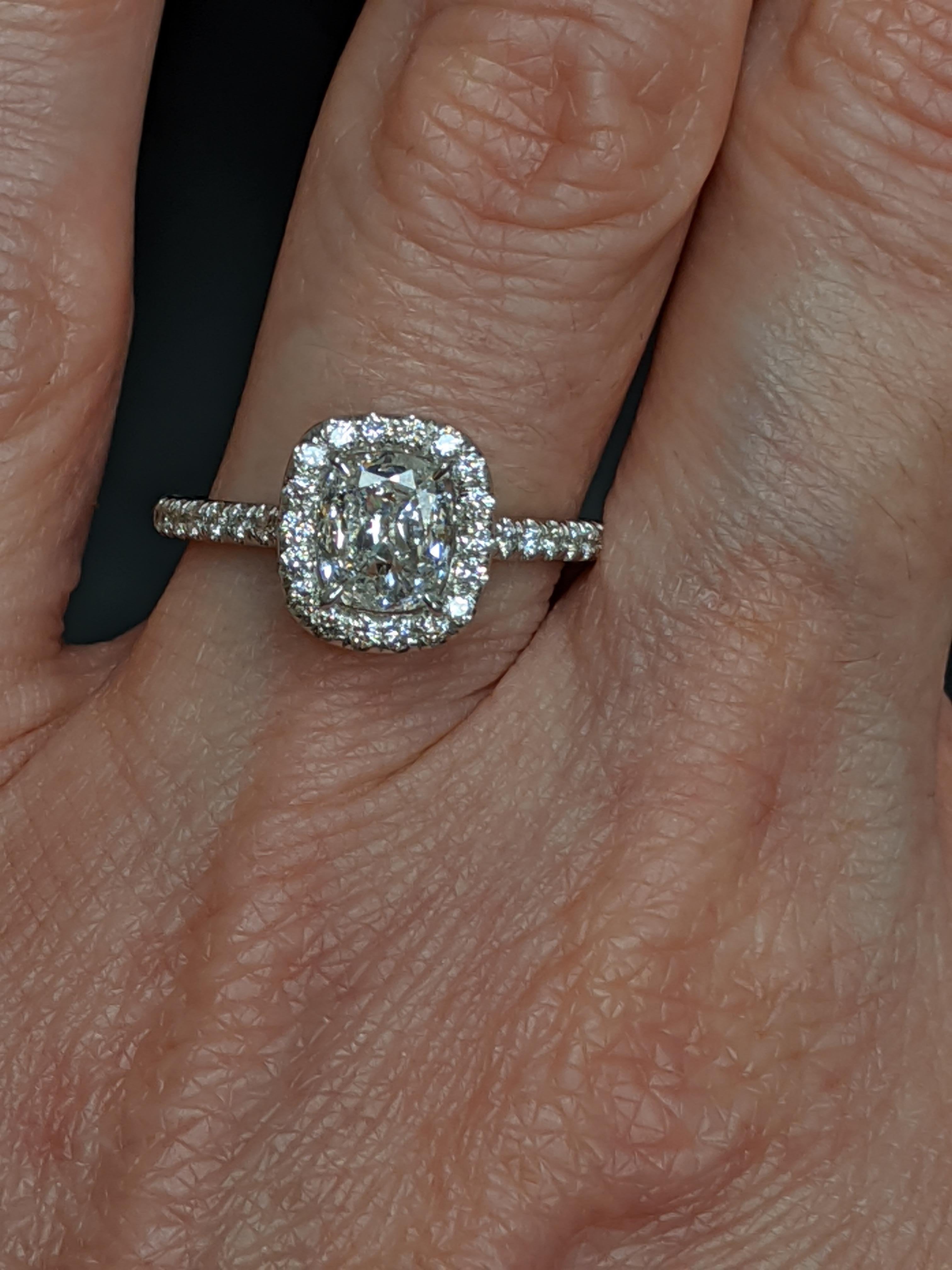 one carat cushion cut diamond