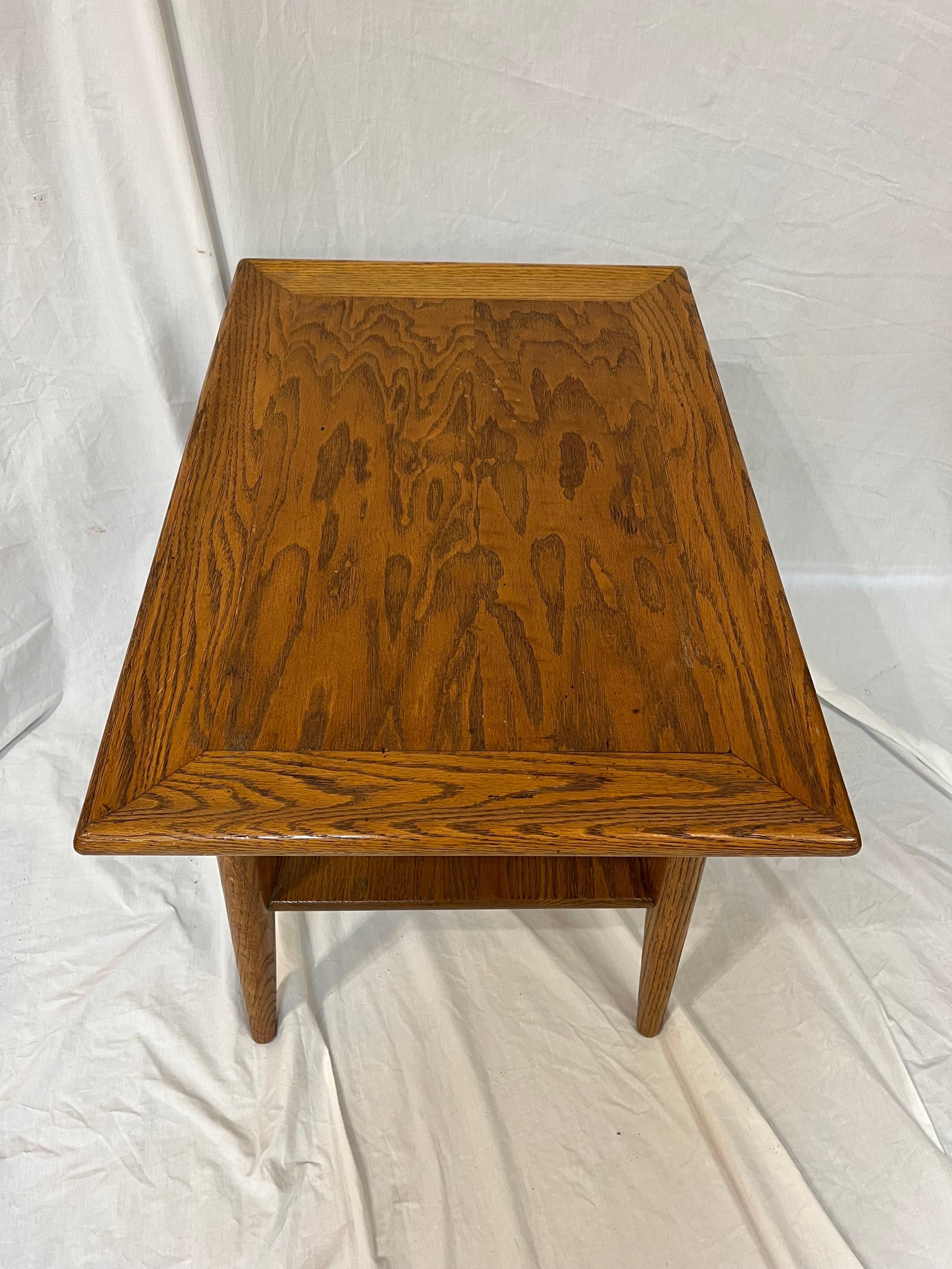 Jack Van Der Molen Mid Century Modern American Design Oak Wood Side or End Table For Sale 1