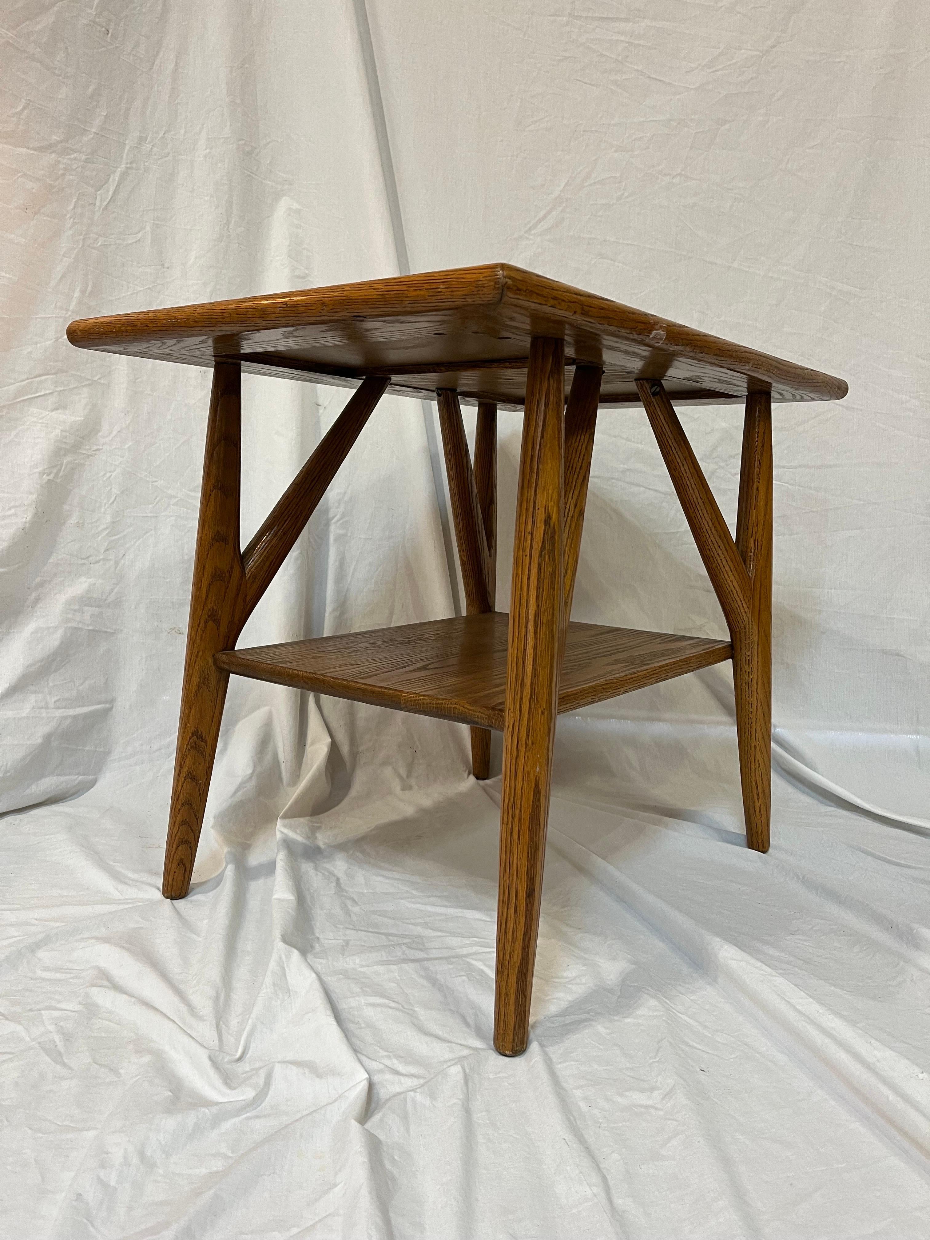 Jack Van Der Molen Mid Century Modern American Design Oak Wood Side or End Table For Sale 2