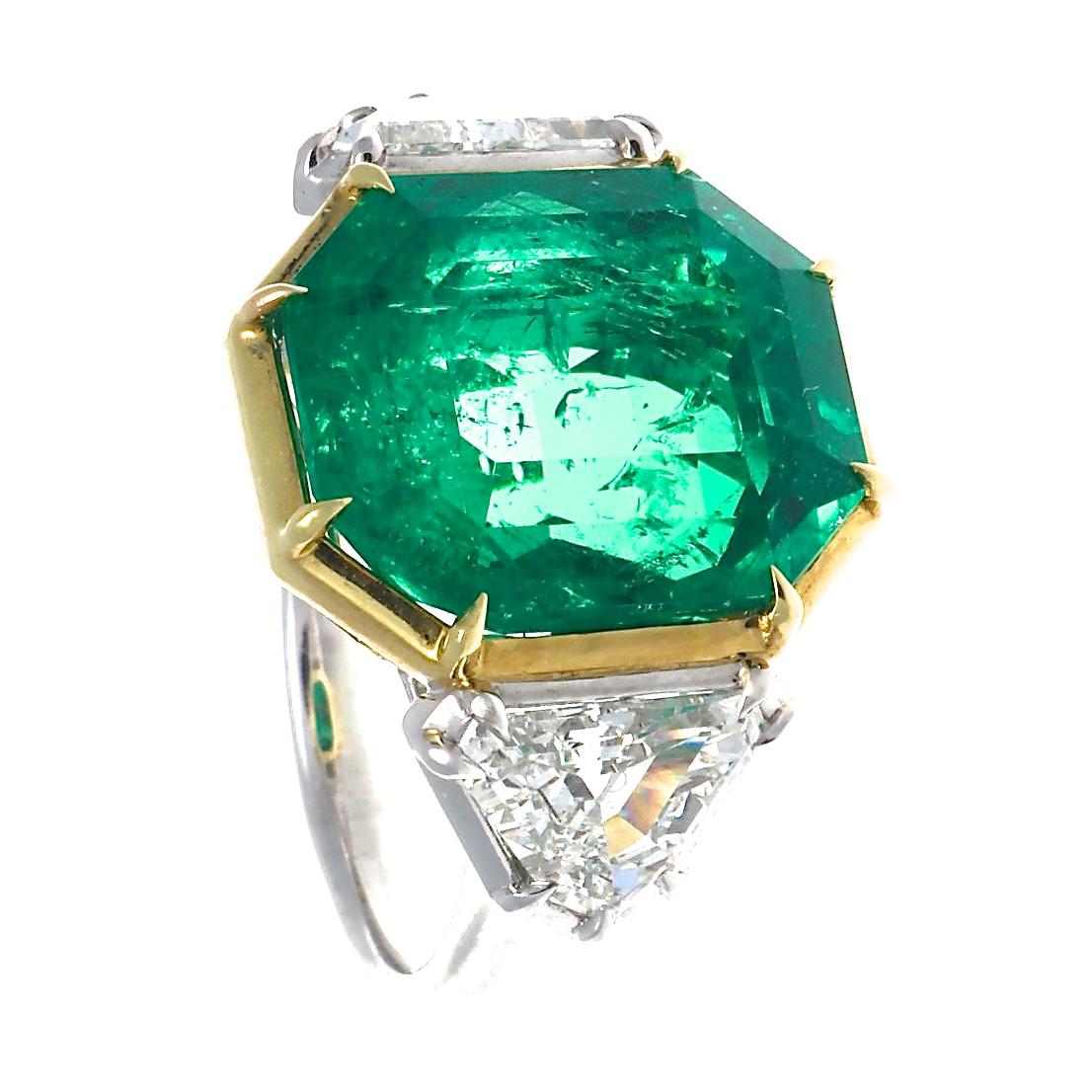 An emerald of exceptional color and brilliance. For thousands of years, emeralds have been considered one of the world's most valuable jewels with this ring being no exception to that ideology. Featuring an AGL certified 10.03 carat Colombian