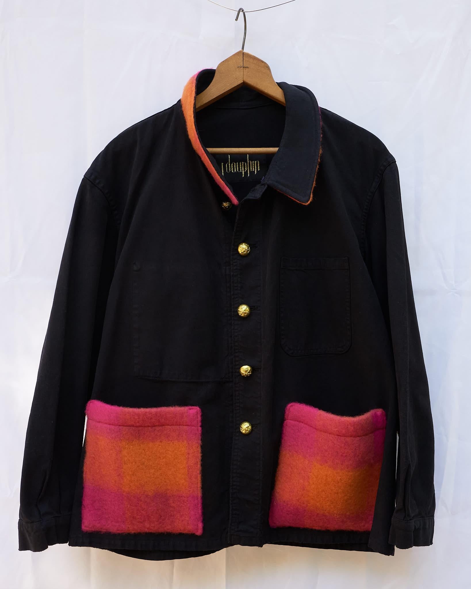 Original Vintage French Workwear Jacket Repurposed and Embellished with Orange and Pink Wool Pockets and Collar, Details of Gold Lurex Tweed along sleeves.
Original Military Vintage Gold tone Buttons in brass
Size: Large

Brand: J