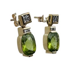 Jacket Earrings, 14 karat tapestry-cut Peridot and princess-cut diamond stud yel
