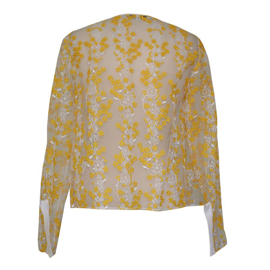 Polyester (72%) Cotton Yellow color Buttons closure Sequins on the front Length shoulder/hem cm 61 (24 inches) Shoulder length cm 40 (15.7 inches)

