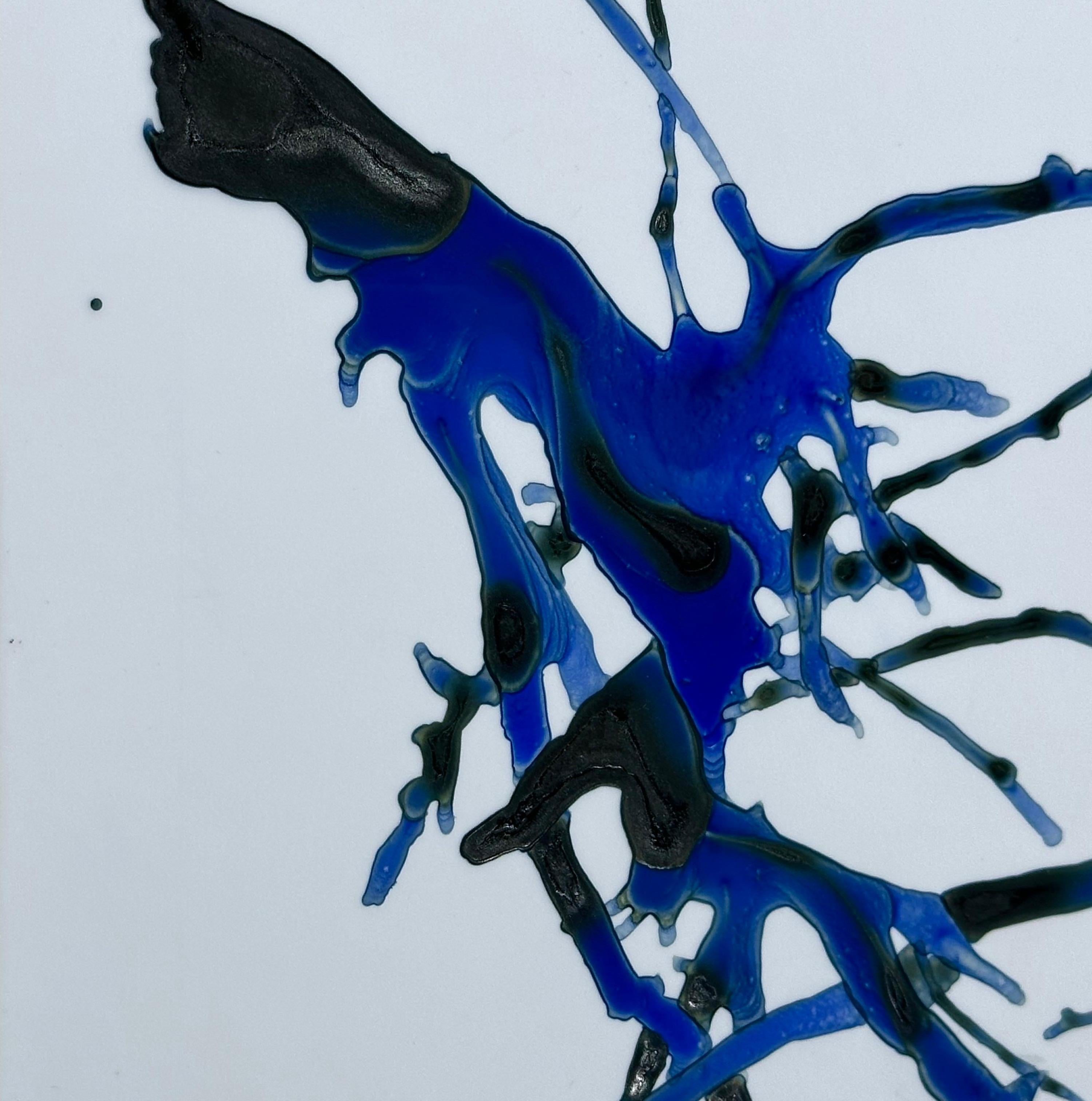 Inazuma m1, Cobalt, branches d'arbre bleu foncé, Mylar blanc en vente 1