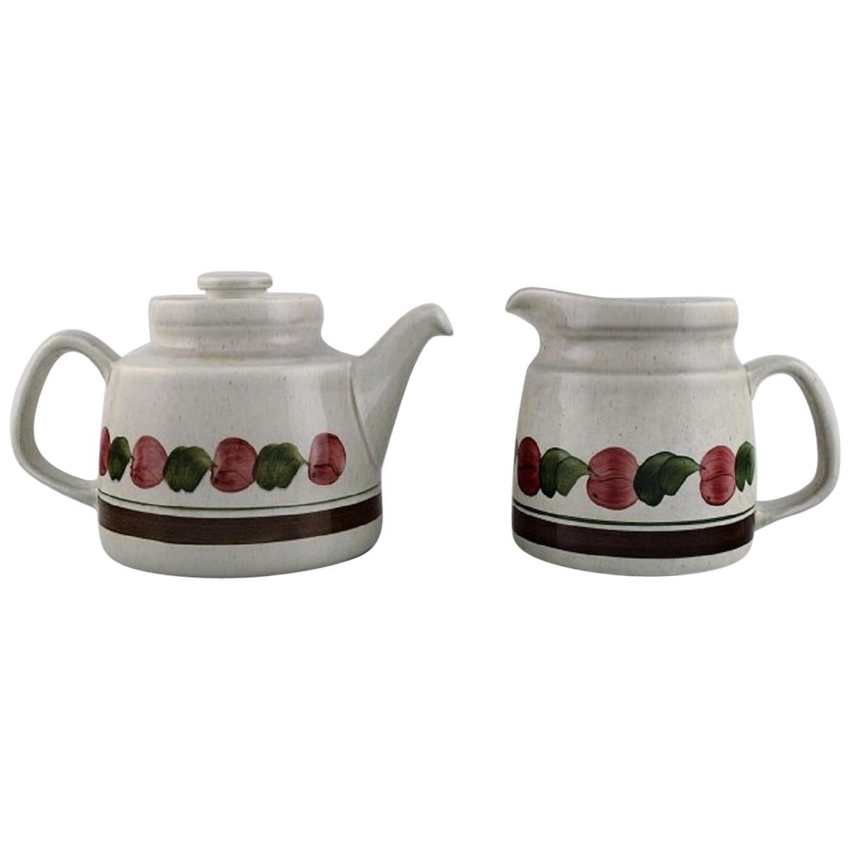 Jackie Lynd for Rörstrand, Birgitta Teapot and Milk Jug in Stoneware, 1970s For Sale