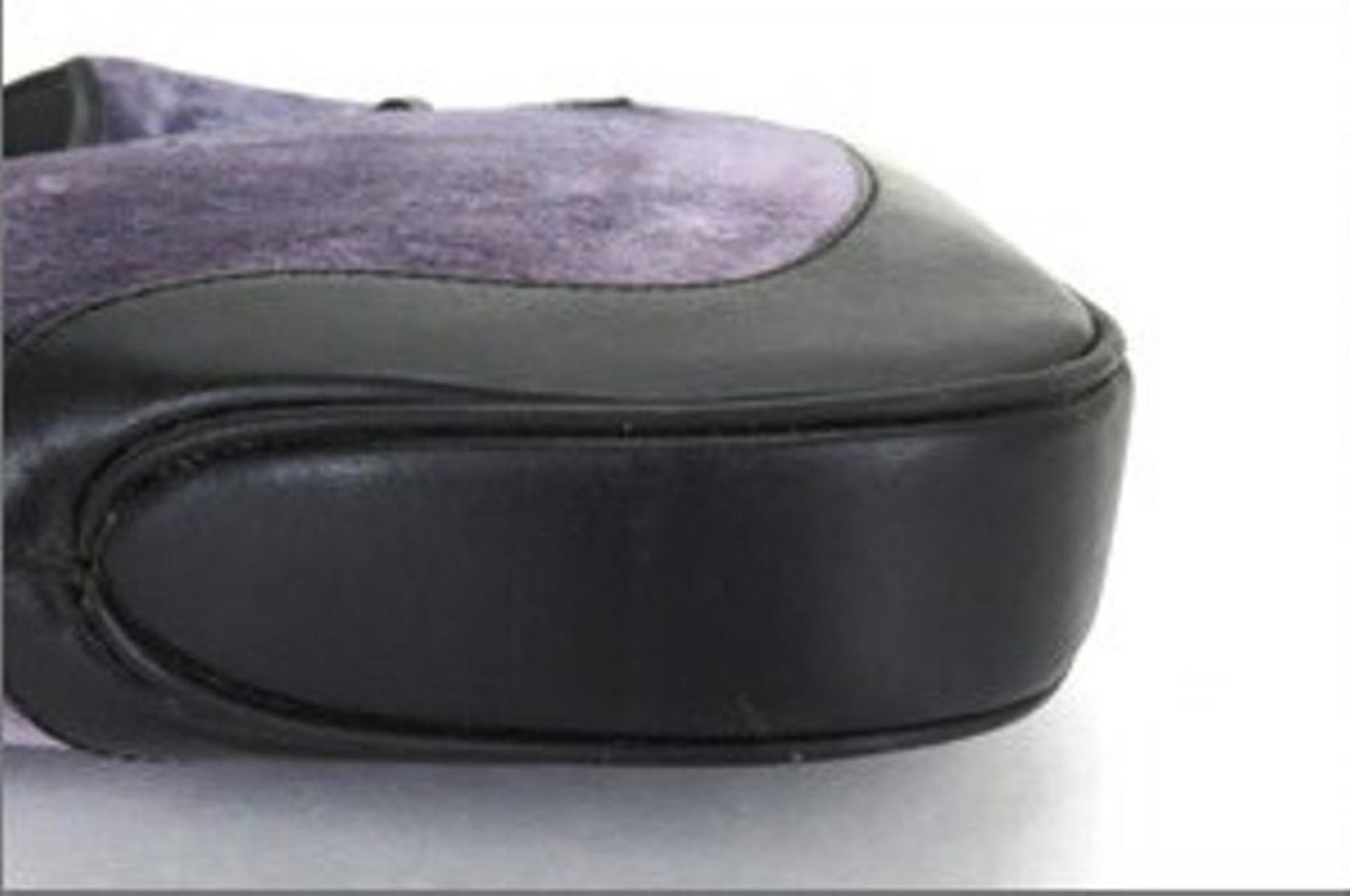 Jackie-o Hobo Velvet Black Leather 164110 Ggtl112 Purple Shoulder Bag In Fair Condition For Sale In Forest Hills, NY