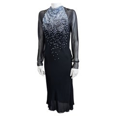Jackie Rogers Elegantes, schräg geschnittenes, perlenbesetztes Chiffon-Abendkleid