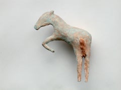 Pferde vom Rücken herab, Keramikskulptur