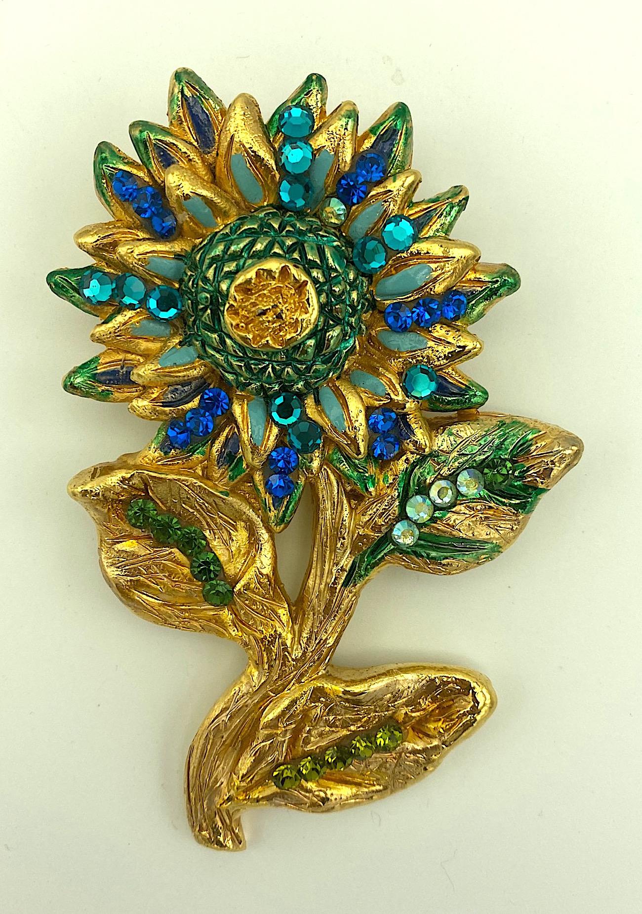 Jacky de G. 1980s Gold Plate on Carved Resin Flower Pin 3