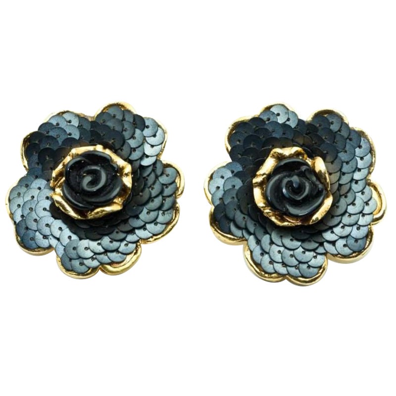 Jacky De G Vintage Gray Sequins Clip-on Earrings 80s For Sale