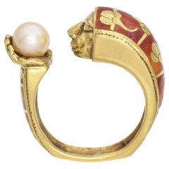 Jaclyn Davidson 18K Gelbgold Emaille mit Frau hält eine Perle Ring