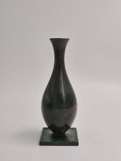 Jacob Ängman  for GAB, vase in solid bronze, Swedish Grace / Art Deco