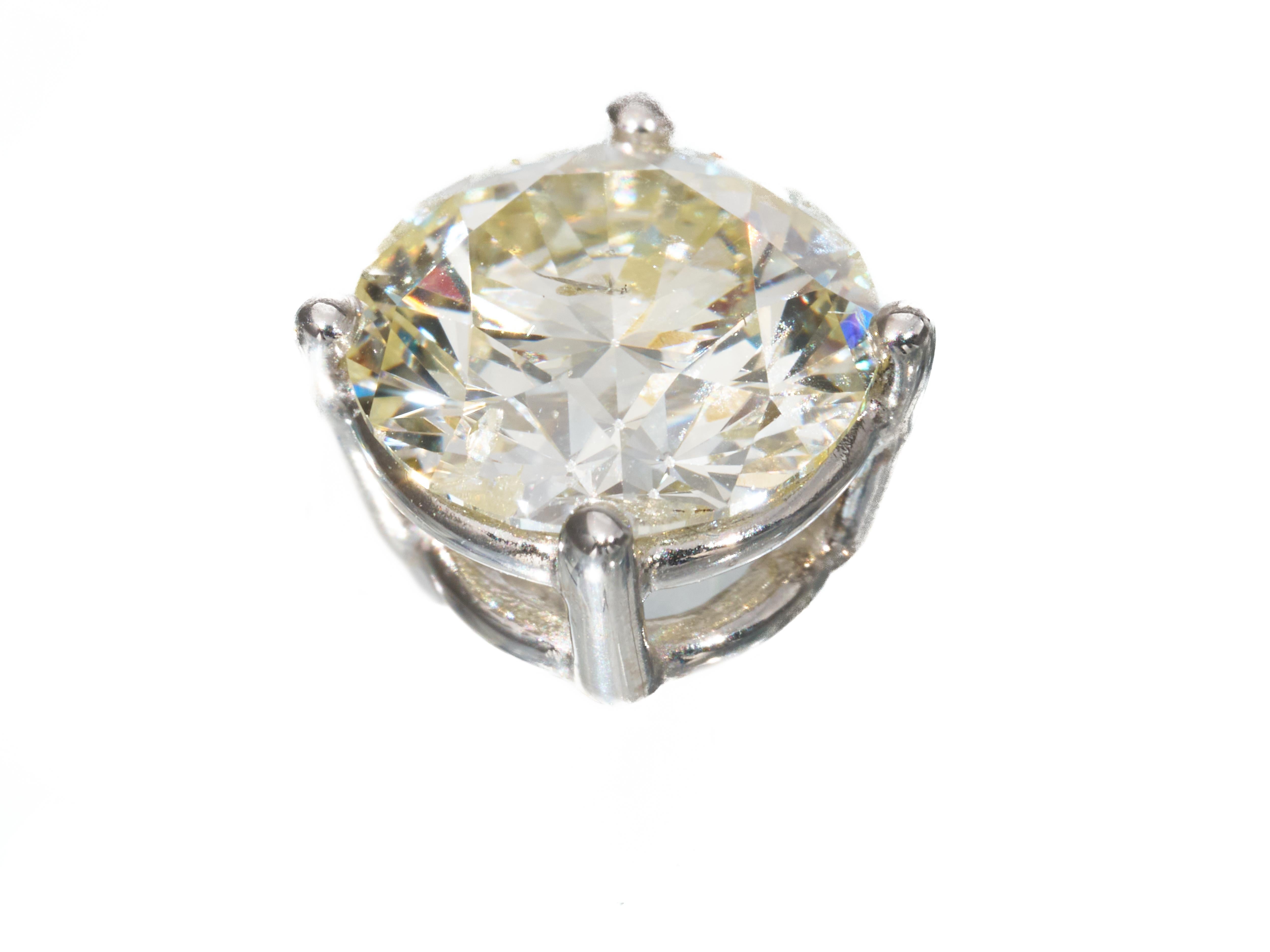 Jacob & Co  2.1CT Diamond Solitaire Earrings Set For Sale 5