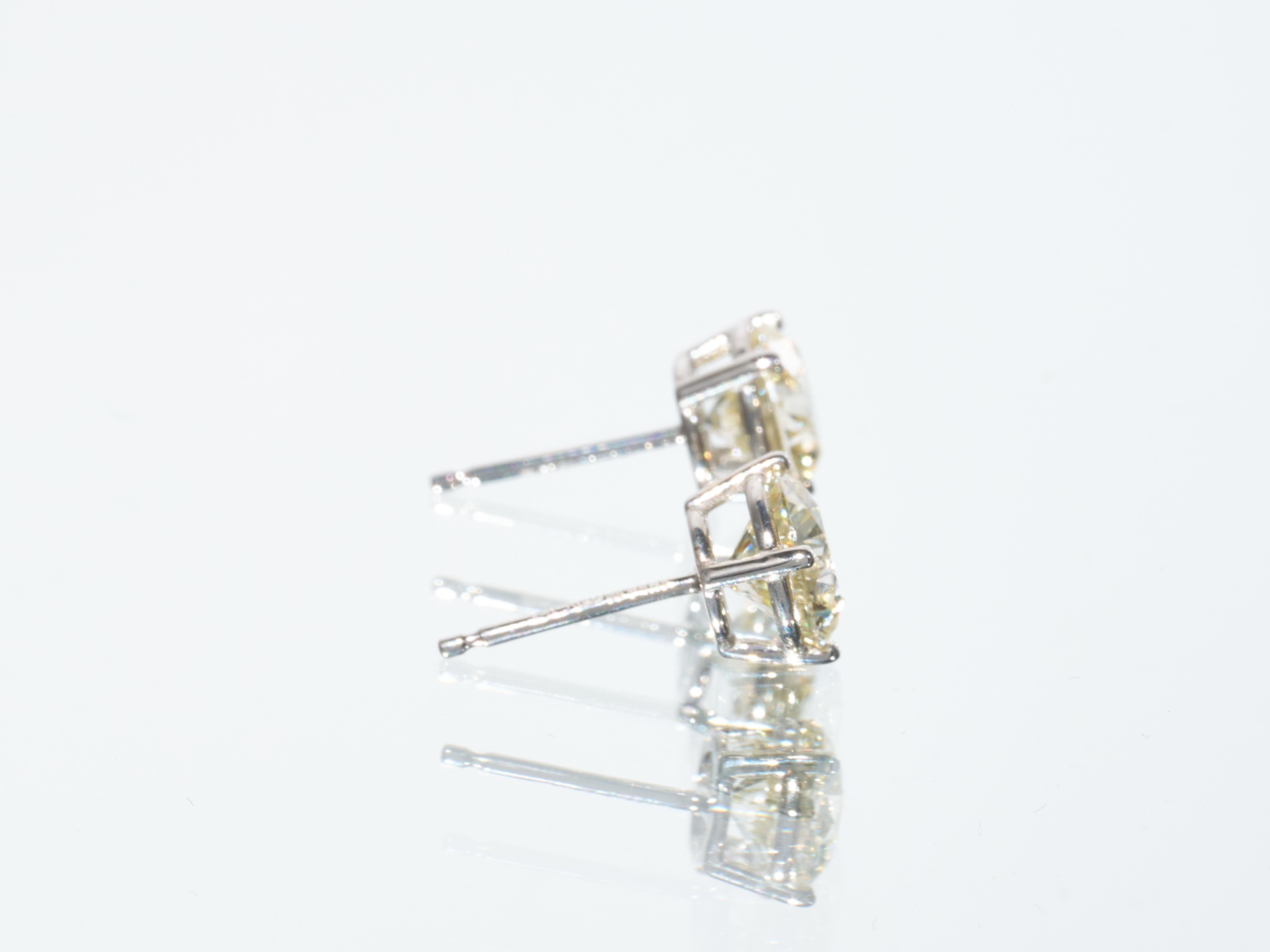 Women's or Men's Jacob & Co  2.1CT Diamond Solitaire Earrings Set For Sale
