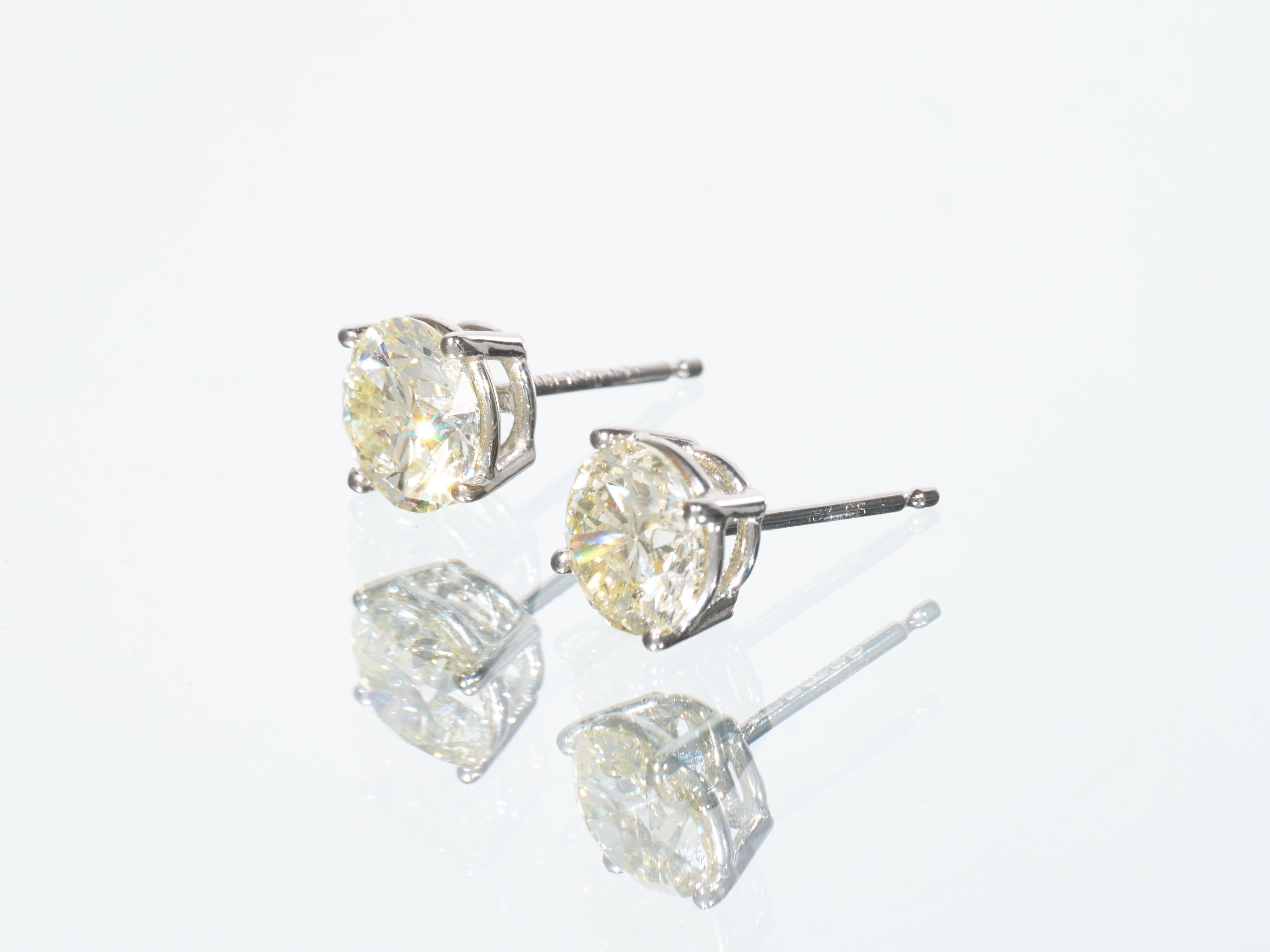 Jacob & Co  2.1CT Diamond Solitaire Earrings Set For Sale 4