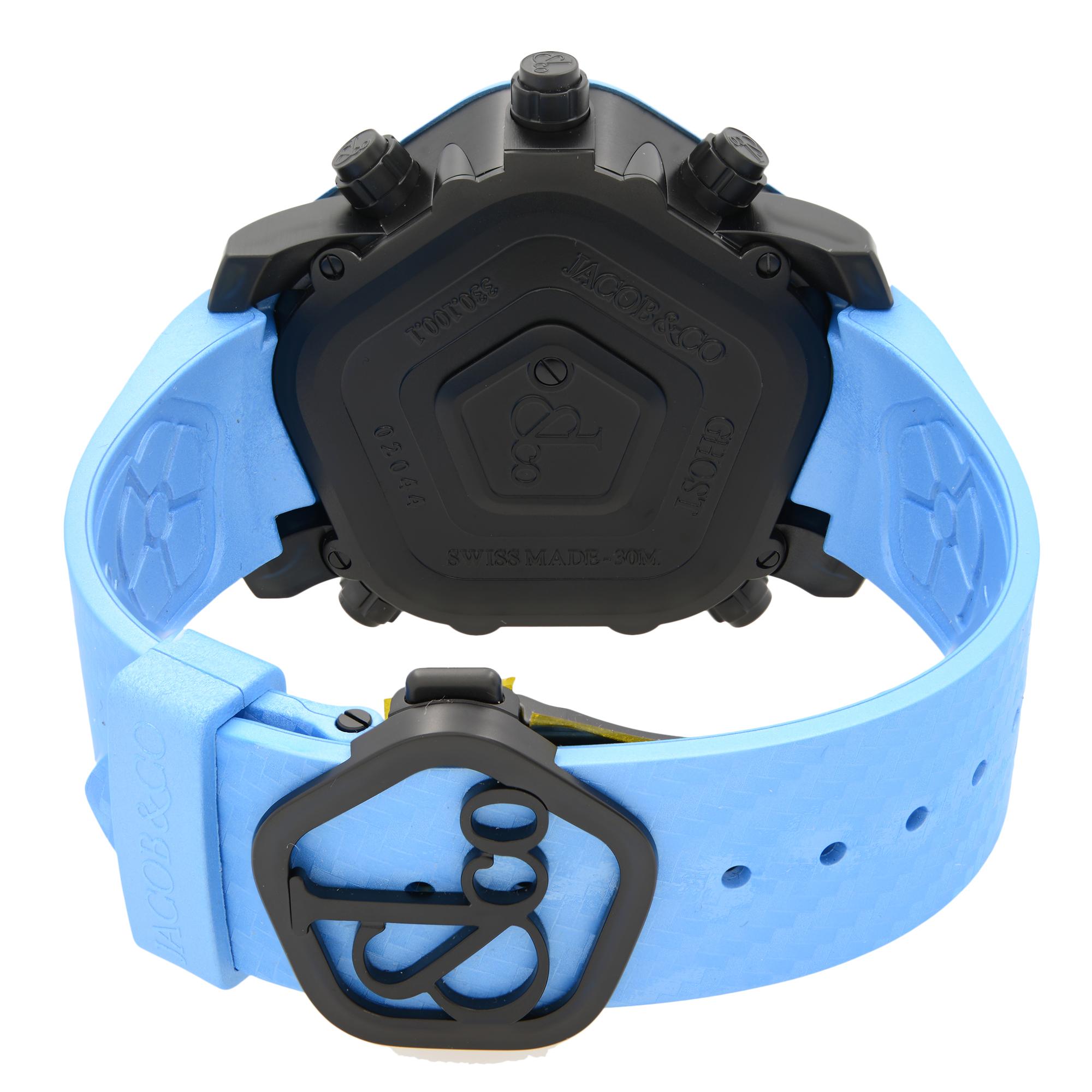 Jacob & Co. Montre Ghost 5 Time Zone bleue avec lunette en carbone pour hommes GH100.11.NS.MC.ANL4D Pour hommes en vente