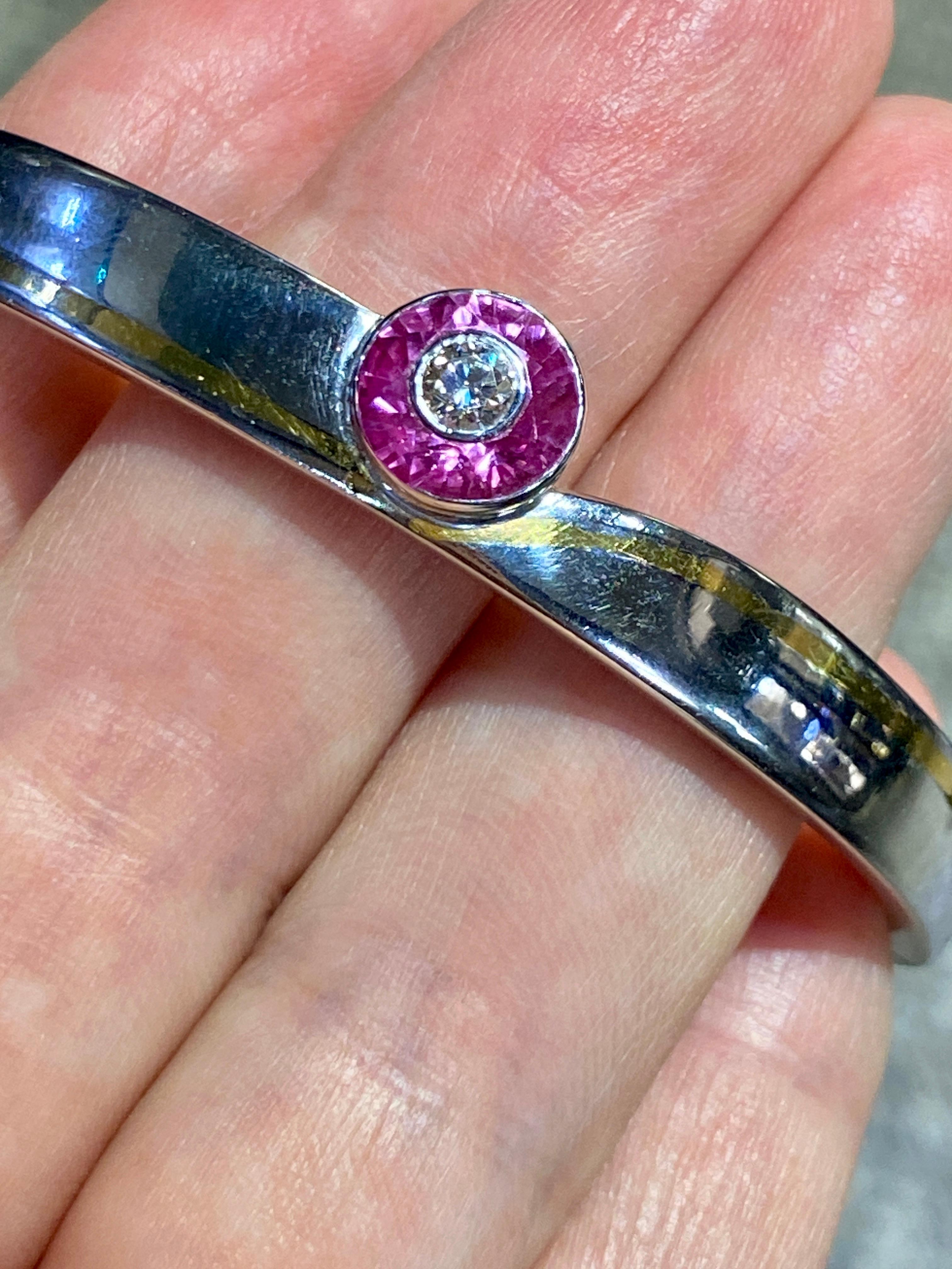 Women's or Men's Jacob & Co platinum, diamond and pink sapphire bangle For Sale