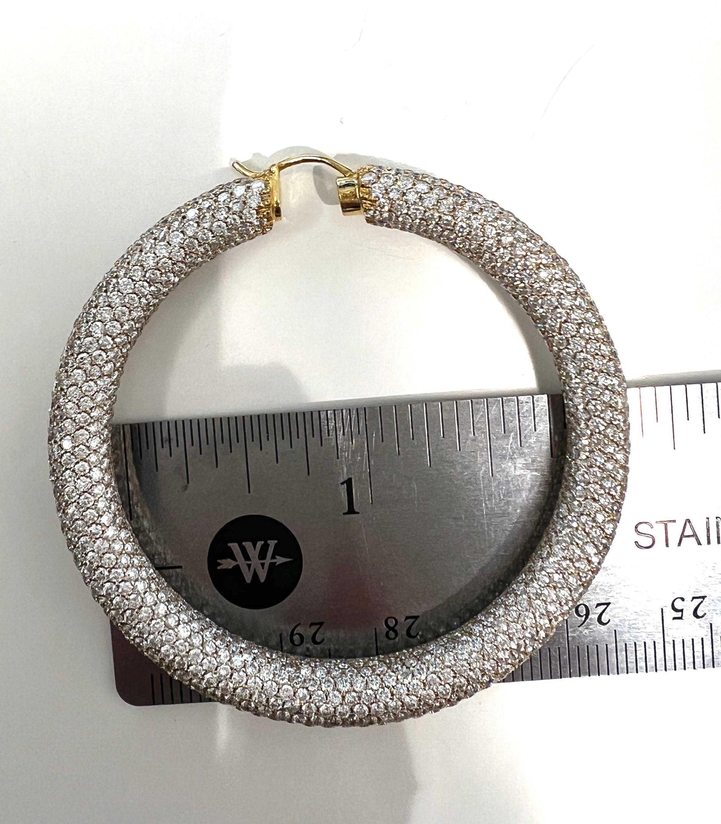 Jacob & Co. Große Diamant-Reifen-Ohrringe im Angebot 4