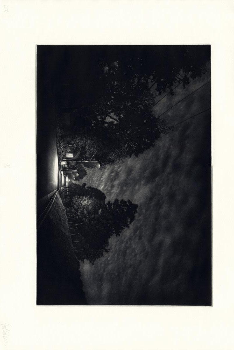 Drift (dramatische Nocturne in Amerikas Vororten) – Print von Jacob Crook