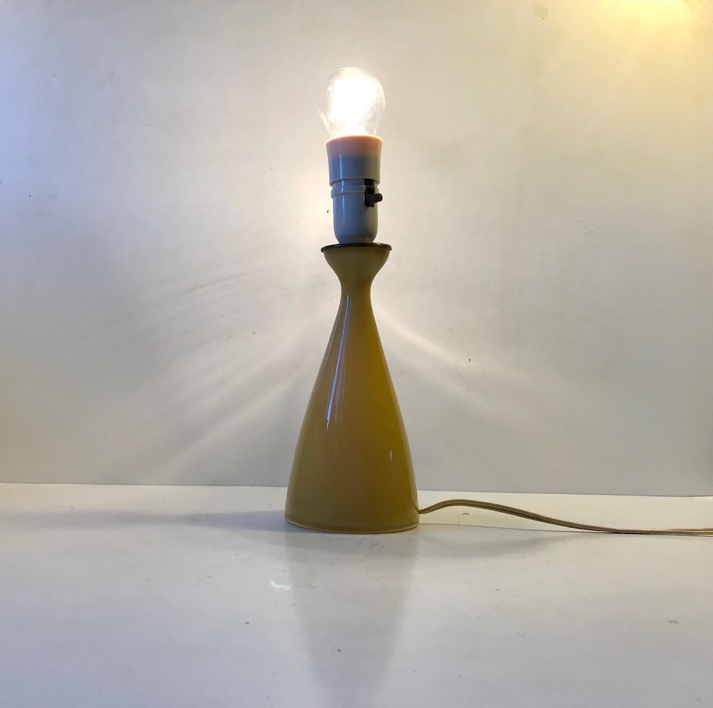 Mid-Century Modern Jacob E. Bang Table Lamp in Cased Honey Glass, Holmegaard/Kastrup, 1950s For Sale