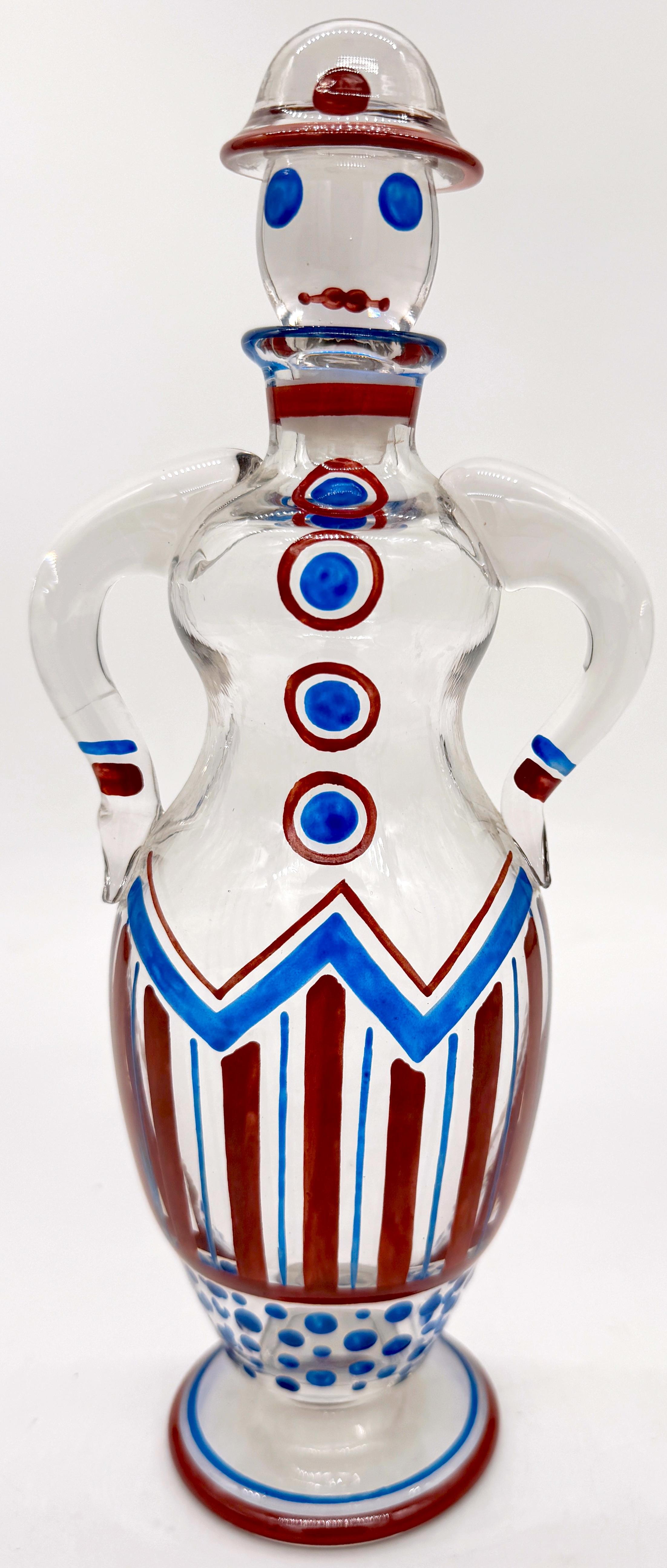 Jacob Eiler Bang para Holmegaard, Karaffel, Snapsekone, Decantador femenino 
Dinamarca, hacia 1930

Este excepcional decantador de cristal Art Déco, diseñado por Jacob Eiler Bang para Holmegaard hacia 1930, es una pieza digna de museo que capta la