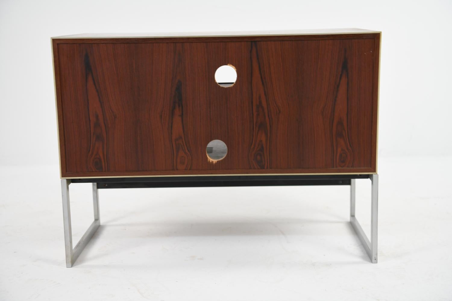 Jacob Jensen for Bang and Olufsen MC30 Hi-Fi Cabinet in Rosewood 5