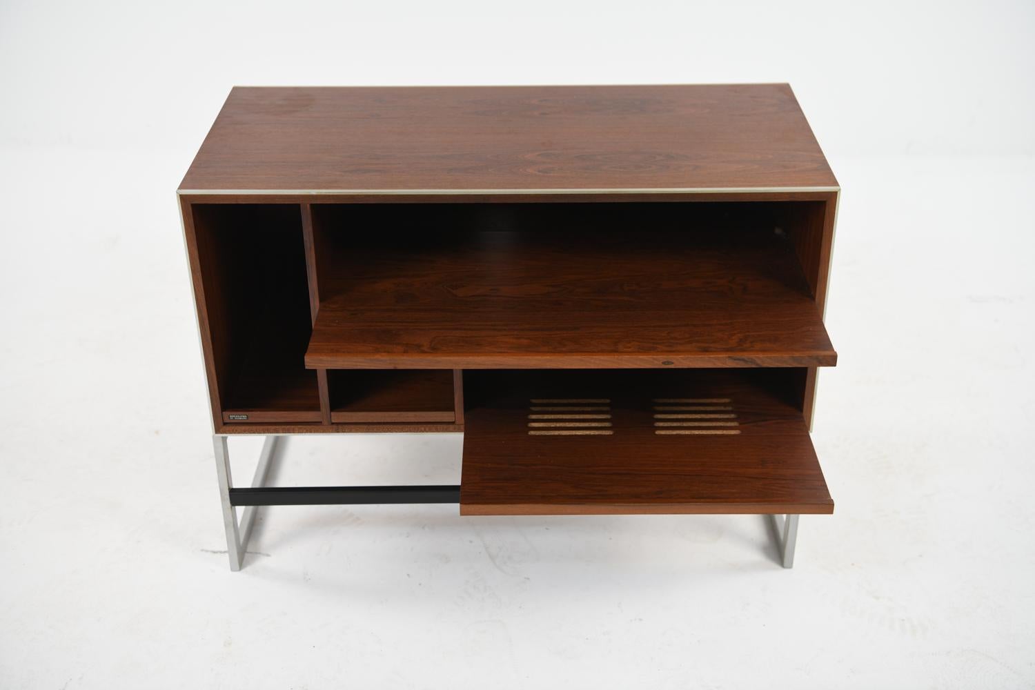 Late 20th Century Jacob Jensen for Bang and Olufsen MC30 Hi-Fi Cabinet in Rosewood