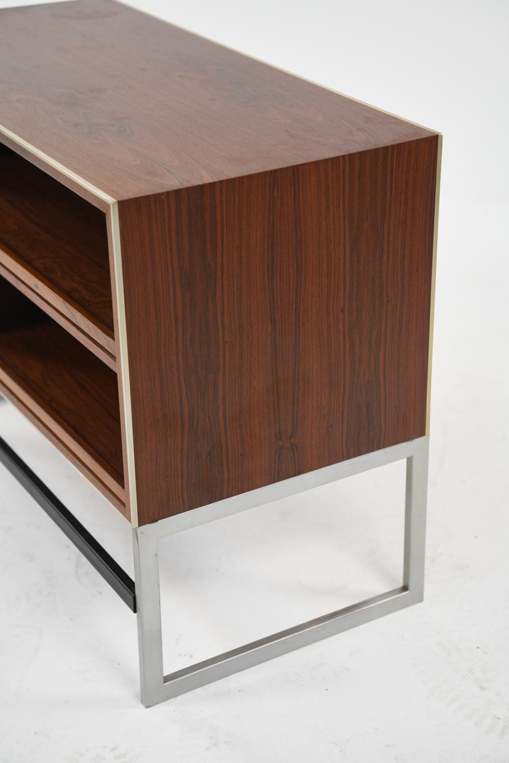 Jacob Jensen pour Bang and Olufsen Meuble Hi-Fi MC30 en palissandre 1