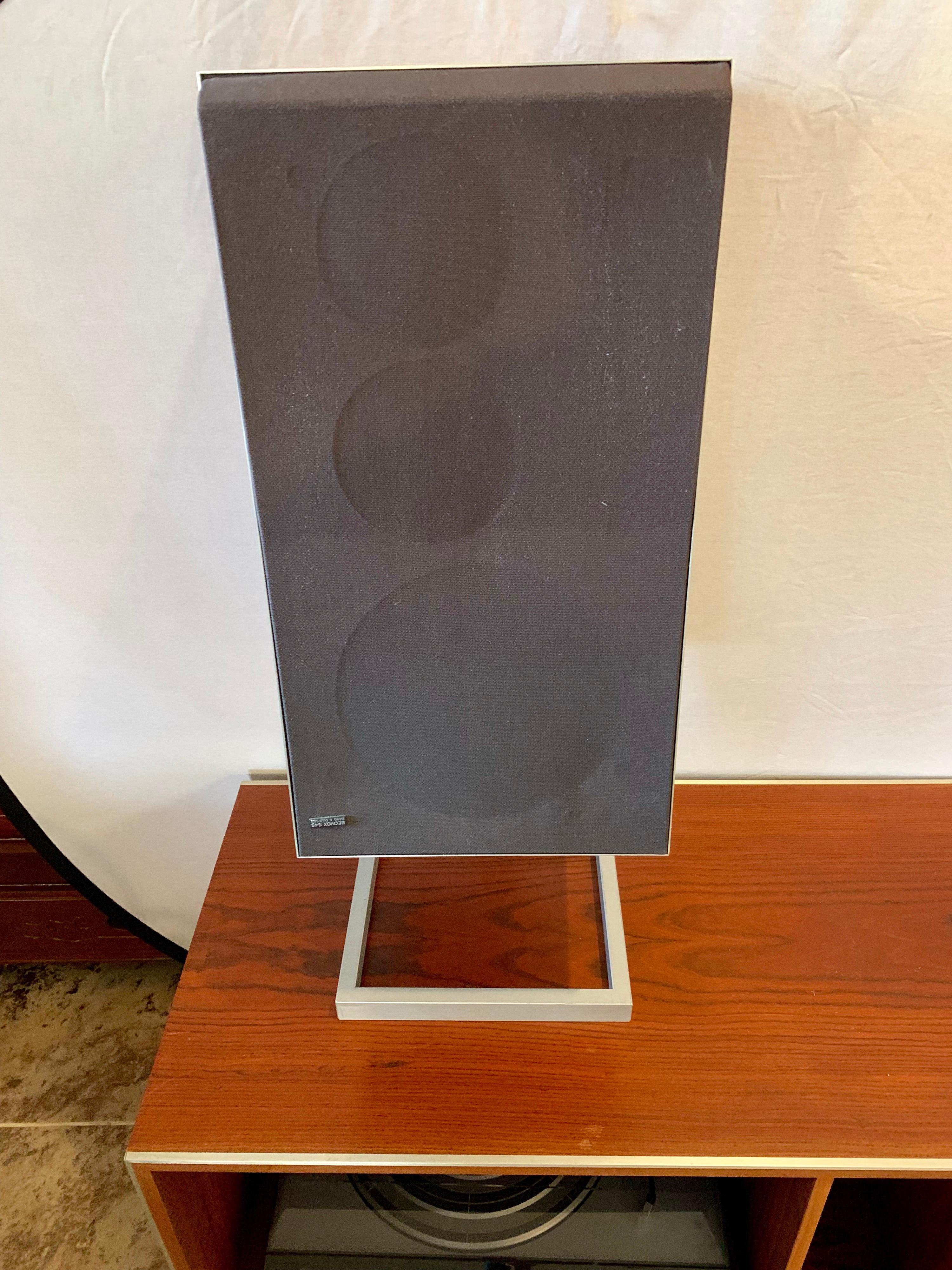 Jacob Jensen for Bang & Olufsen Home Audio System Cabinet with Components 5
