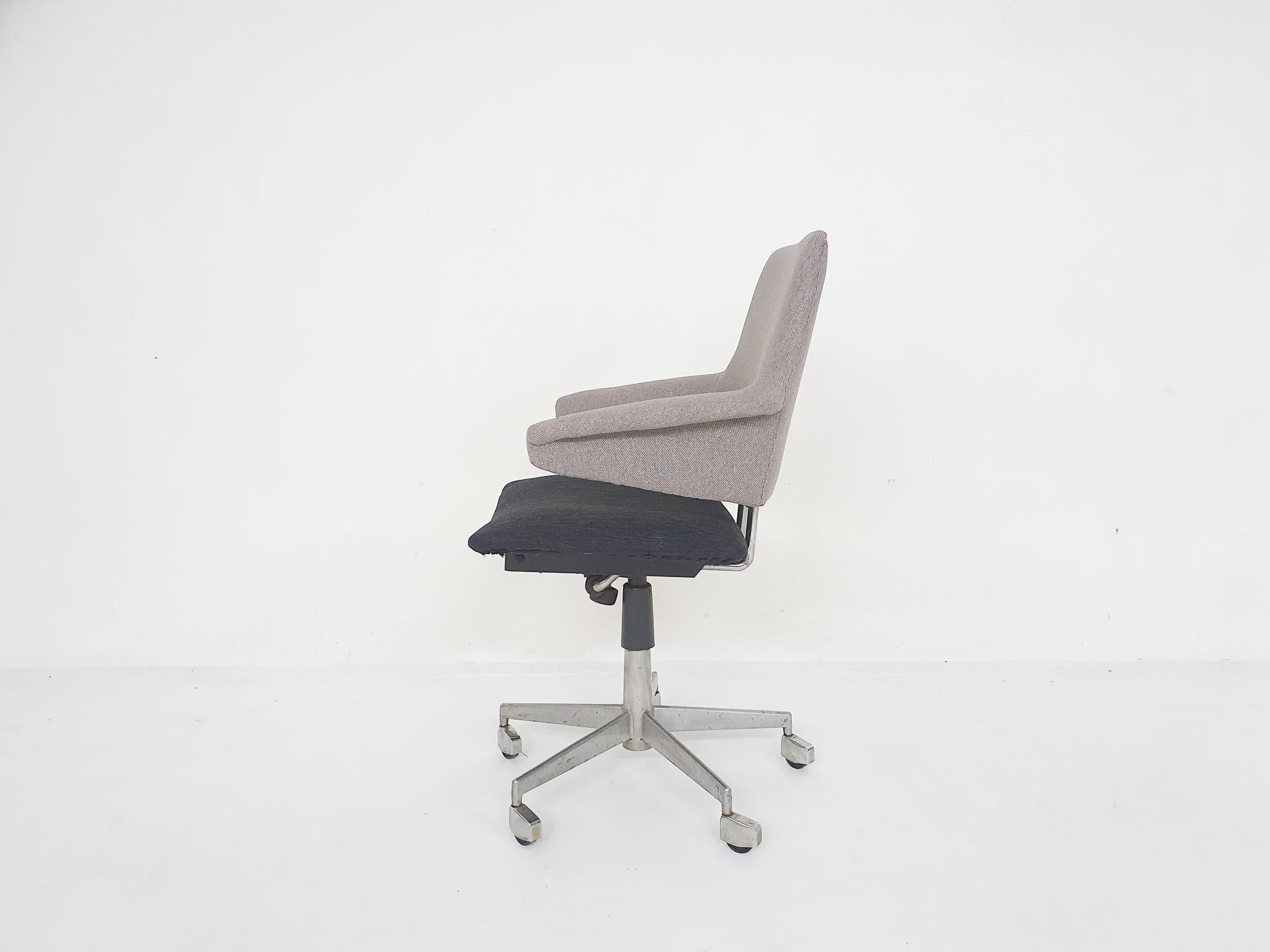 20th Century Jacob Jensen for Labofa adjustable desk chair, Denmark 1960's For Sale