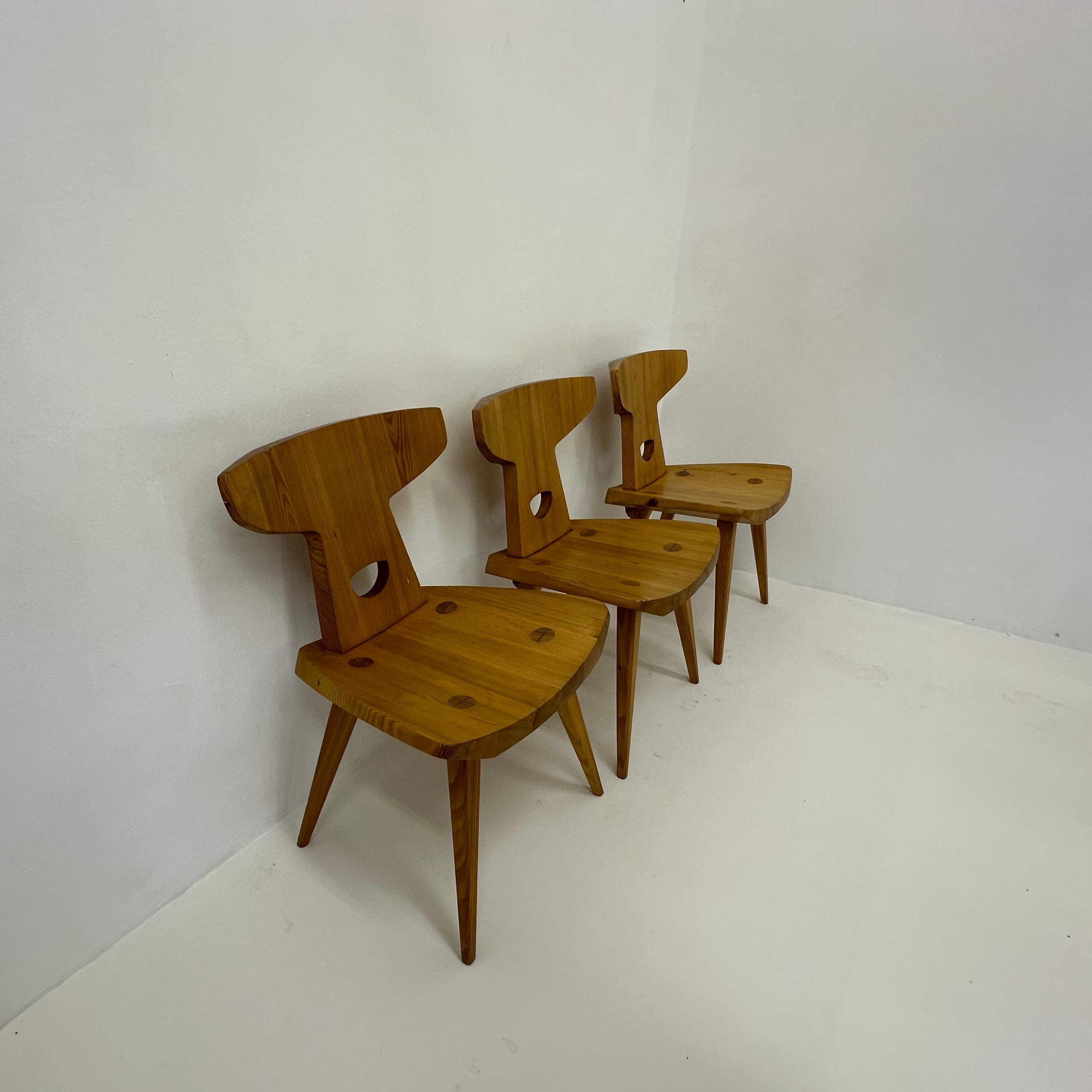Mid-Century moderno Sedie da pranzo Jacob Kielland-Brandt in pino massiccio Danimarca , anni '60 in vendita