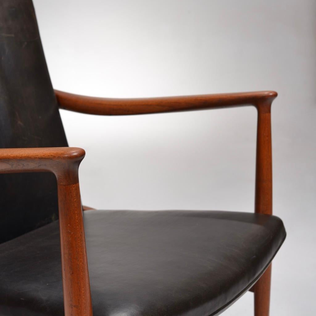 Jacob Kjaer, Adjustable Teak Lounge Chair, Denmark, 1945 For Sale 4