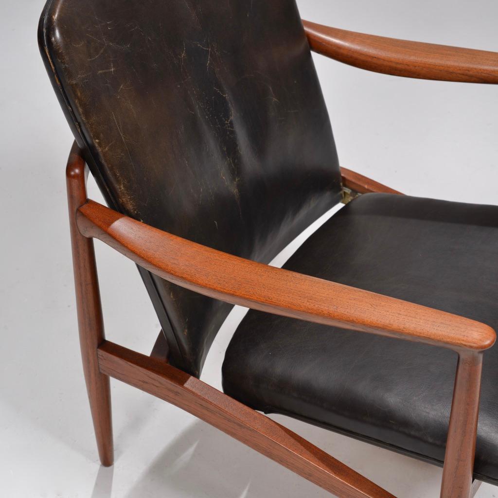 Jacob Kjaer, Adjustable Teak Lounge Chair, Denmark, 1945 For Sale 7