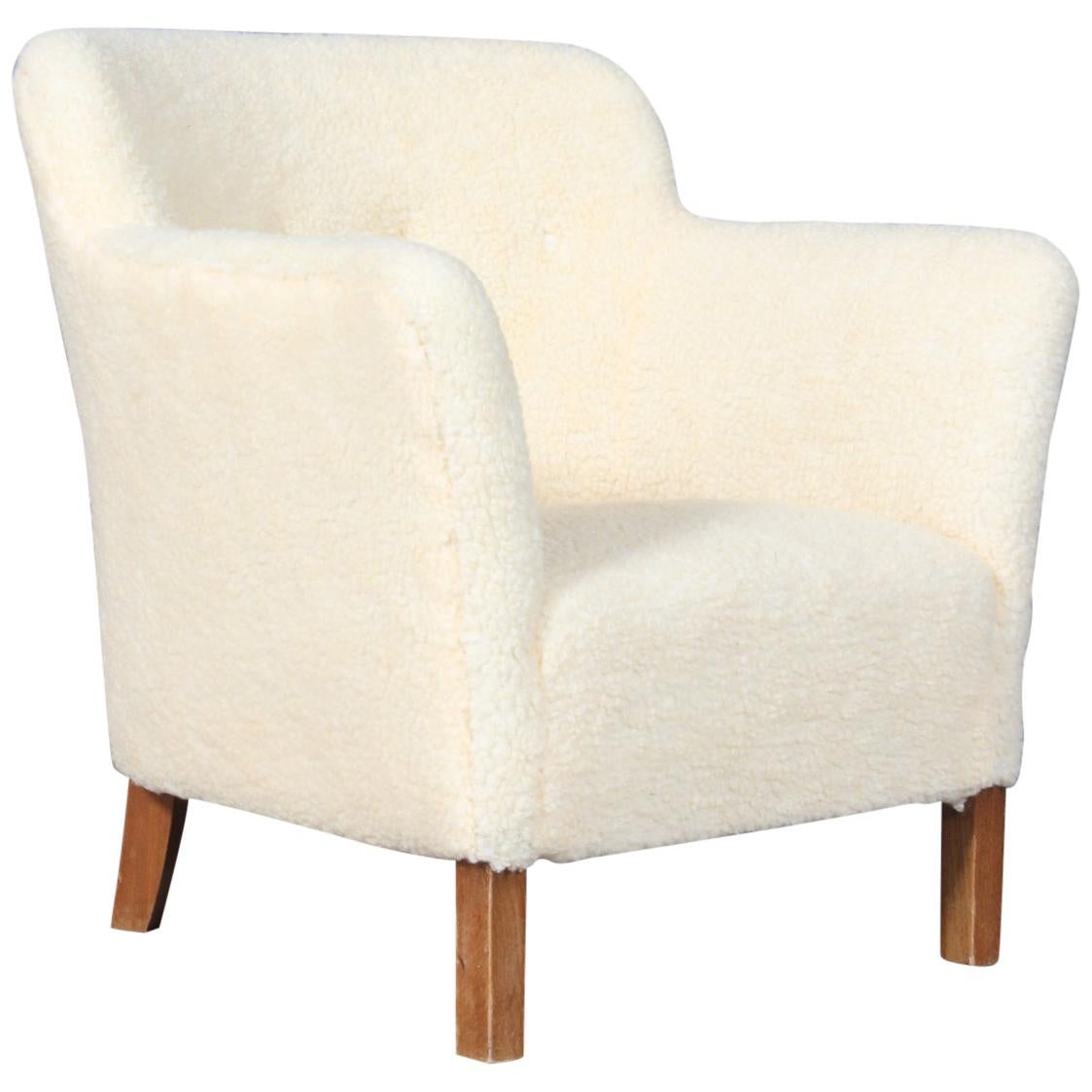 Jacob Kjær Lounge Chair in Artifical Sheepskin