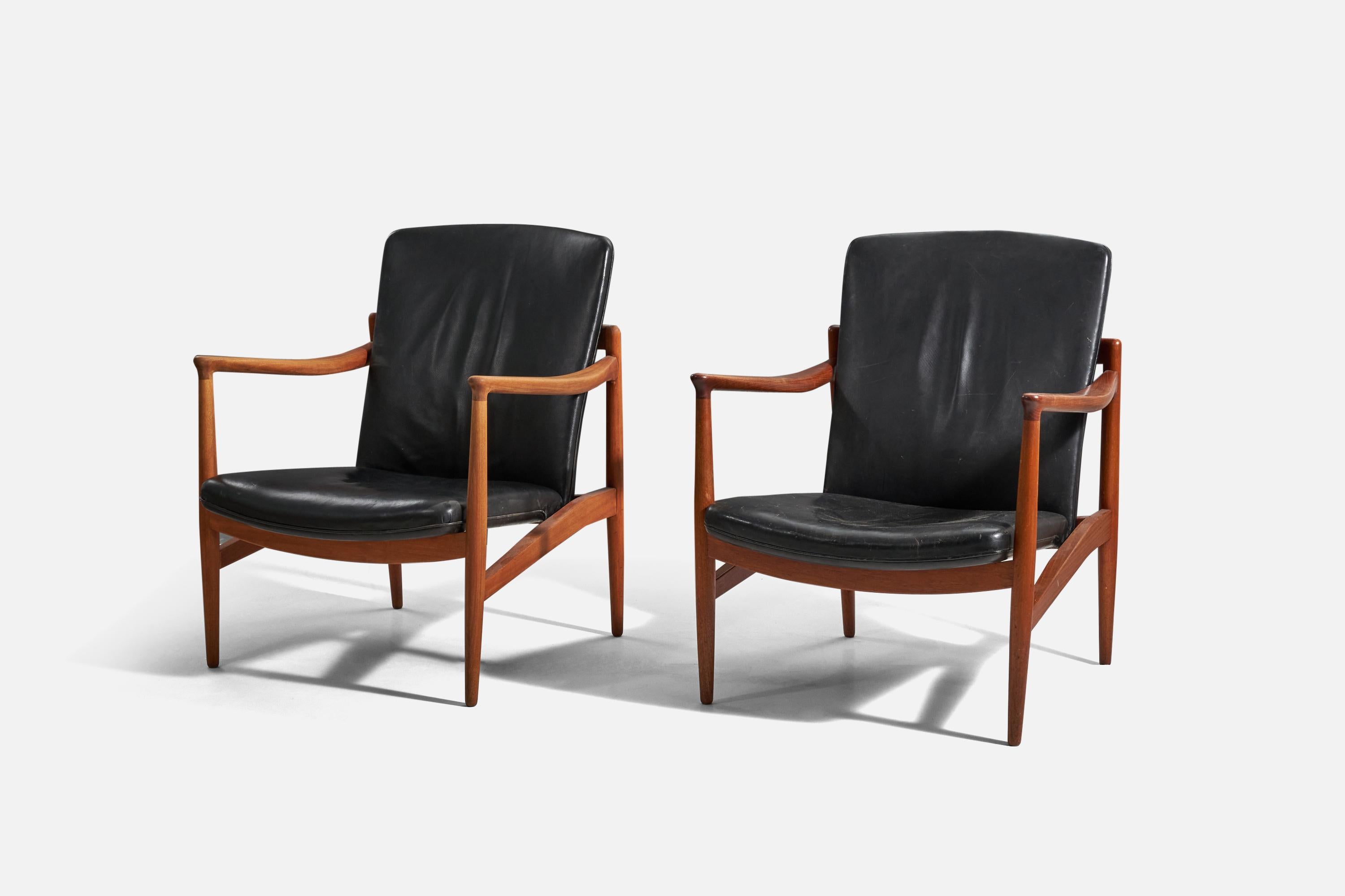 Scandinavian Modern Jacob Kjaer, Lounge Chairs, Teak, Black Leather, Denmark, 1945 For Sale