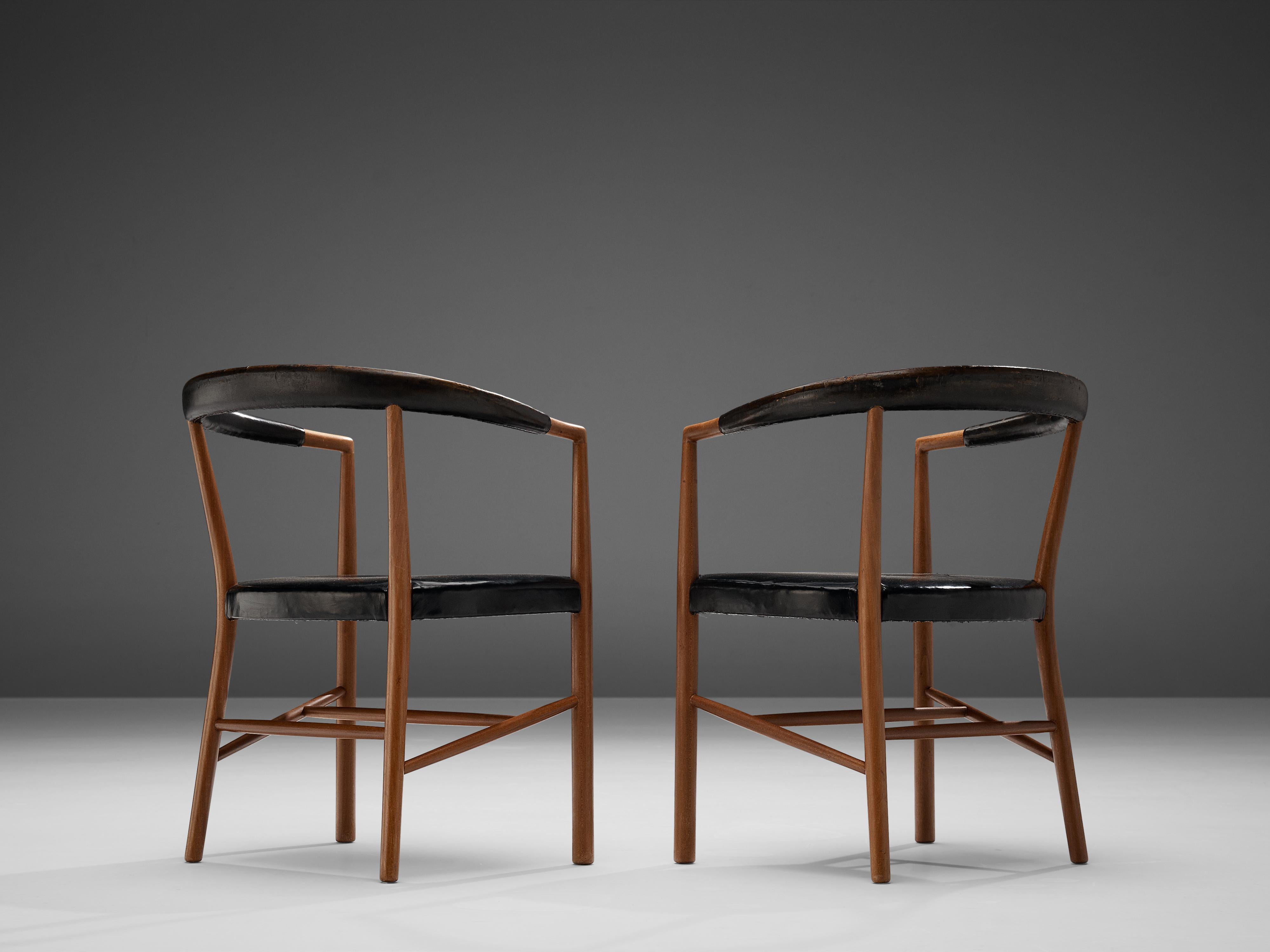Mid-20th Century Jacob Kjær Pair of 'UN' Armchairs with Original Leather