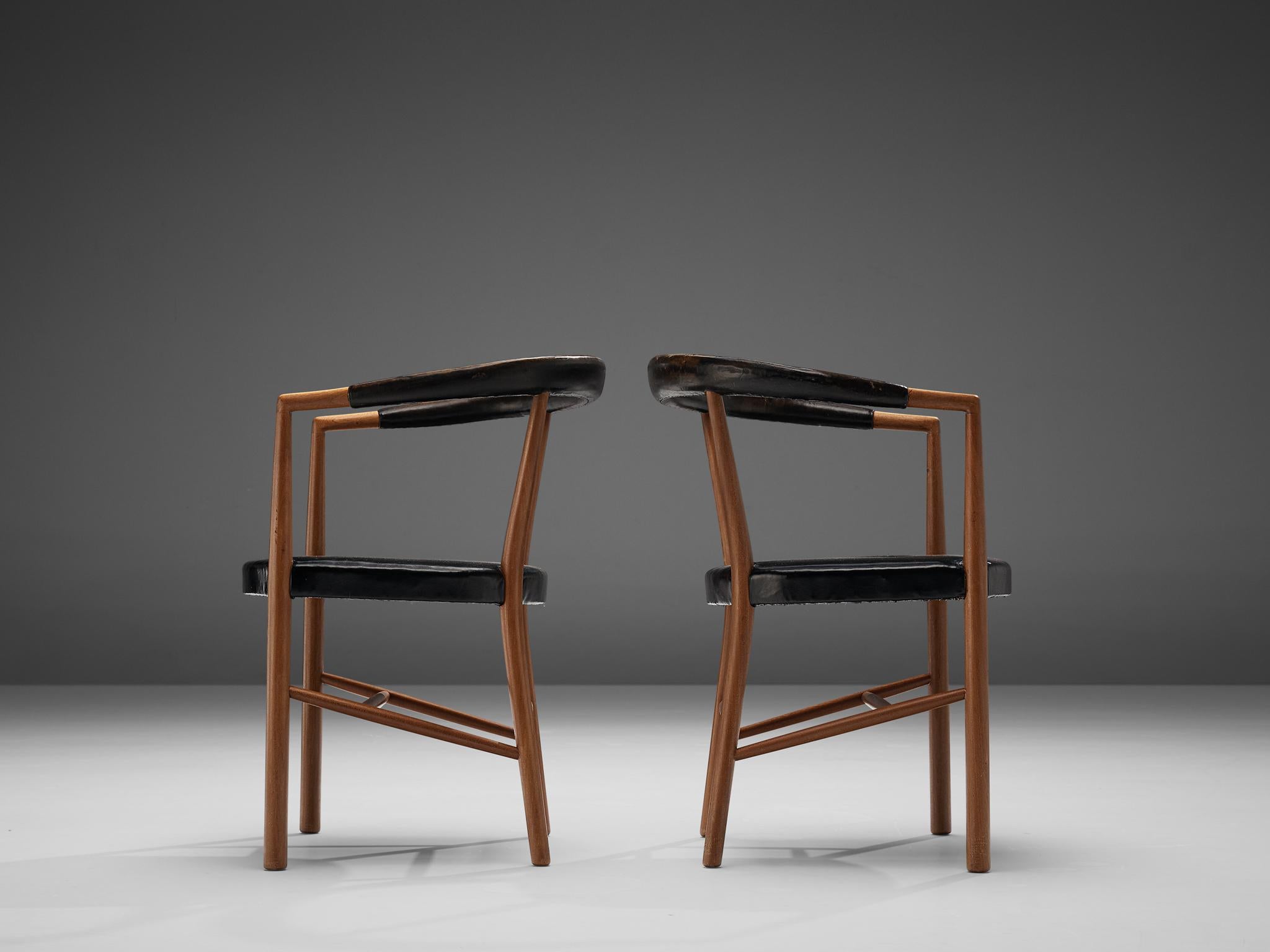 Jacob Kjær 'UN' Armchairs with Original Black Leather and Mahogany  For Sale 1