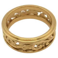 JACOB SNOW Hand-Carved Yellow Gold Open Scroll Work Band
