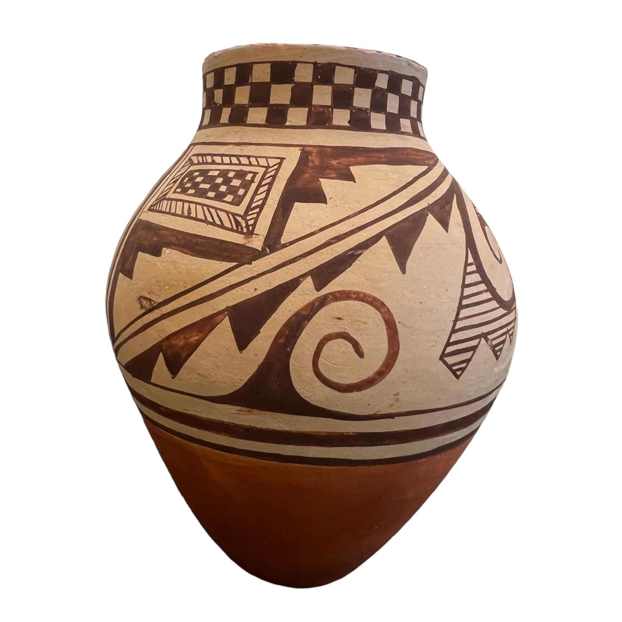 Kelly C. Frye Collaboration with Jacob T. Frye, Traditional Vase For Sale 1