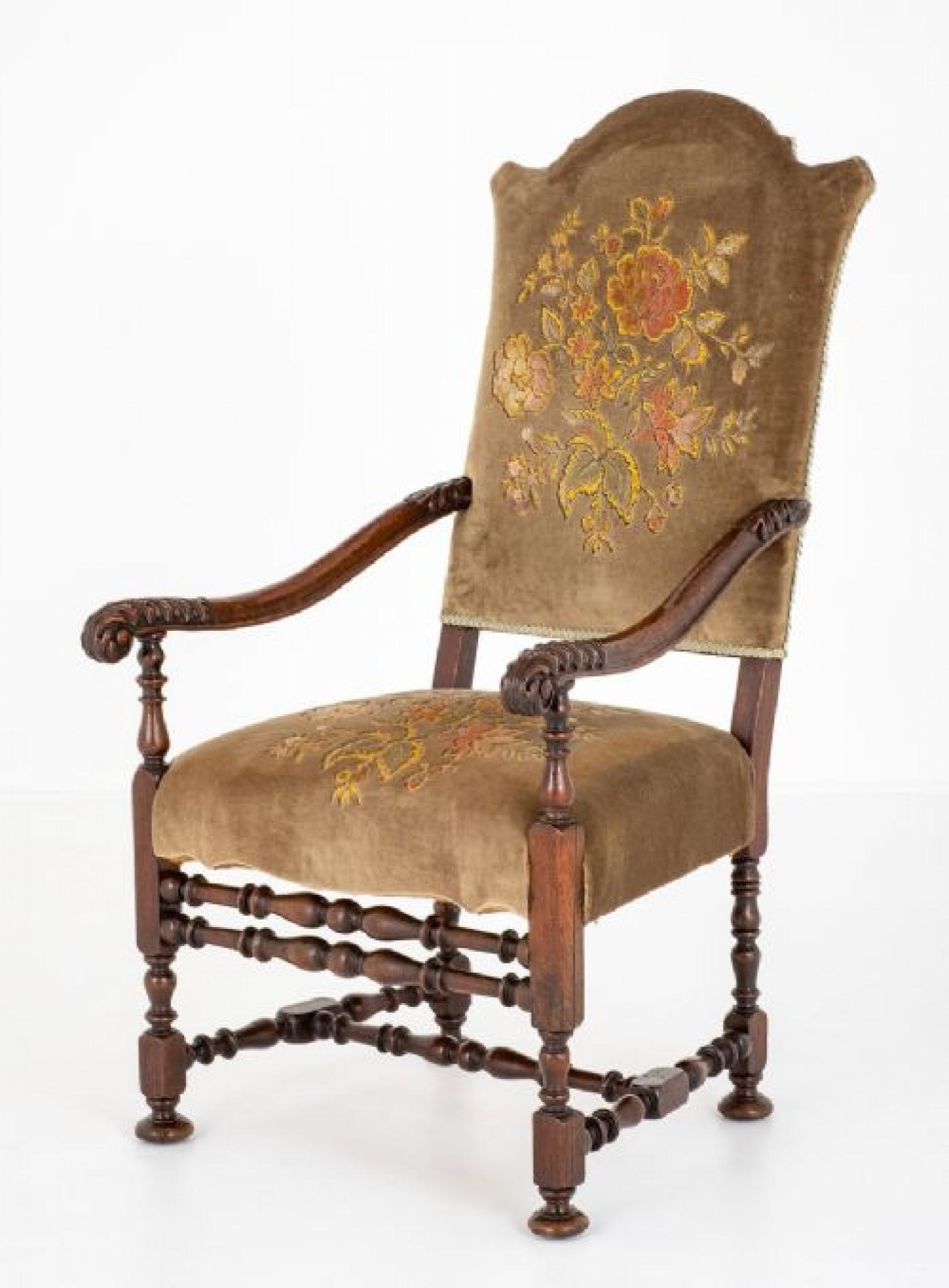 Jacobean Armchair Oak Hall Chairs, 1870 In Good Condition In Potters Bar, GB