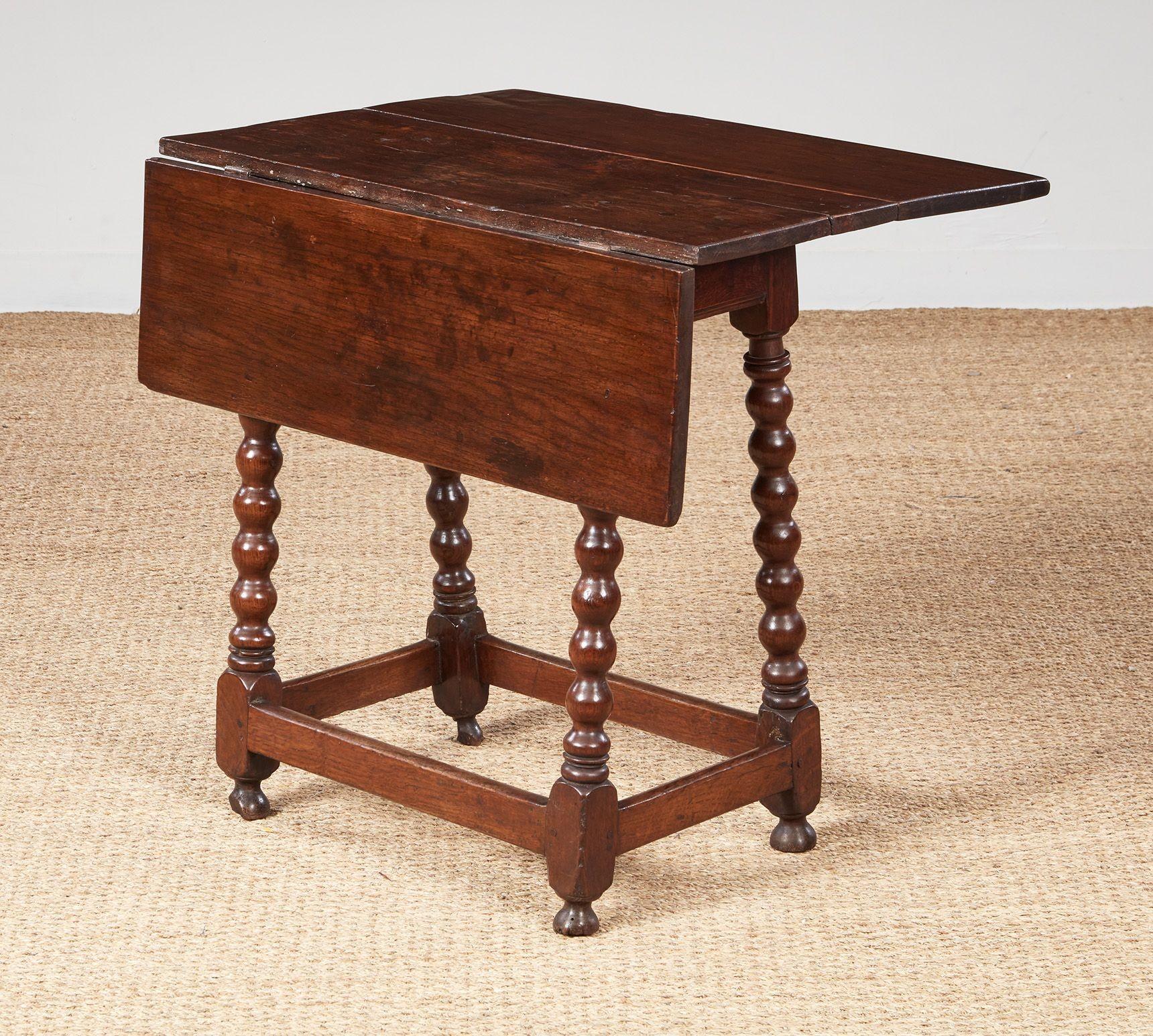 Jacobean Bobbin Leg Drop Leaf Tisch im Angebot 4