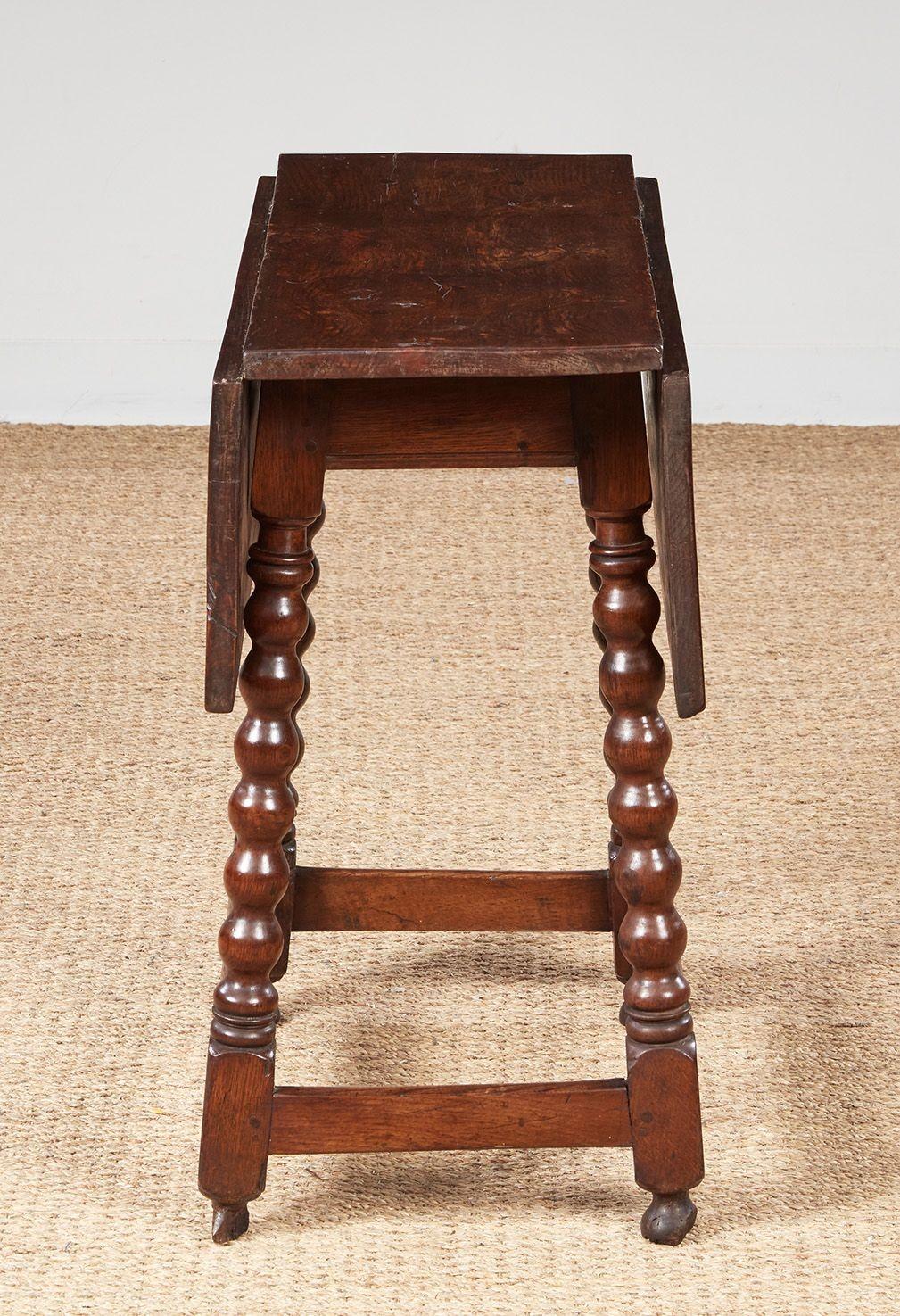 Jacobean Bobbin Leg Drop Leaf Tisch (Eichenholz) im Angebot