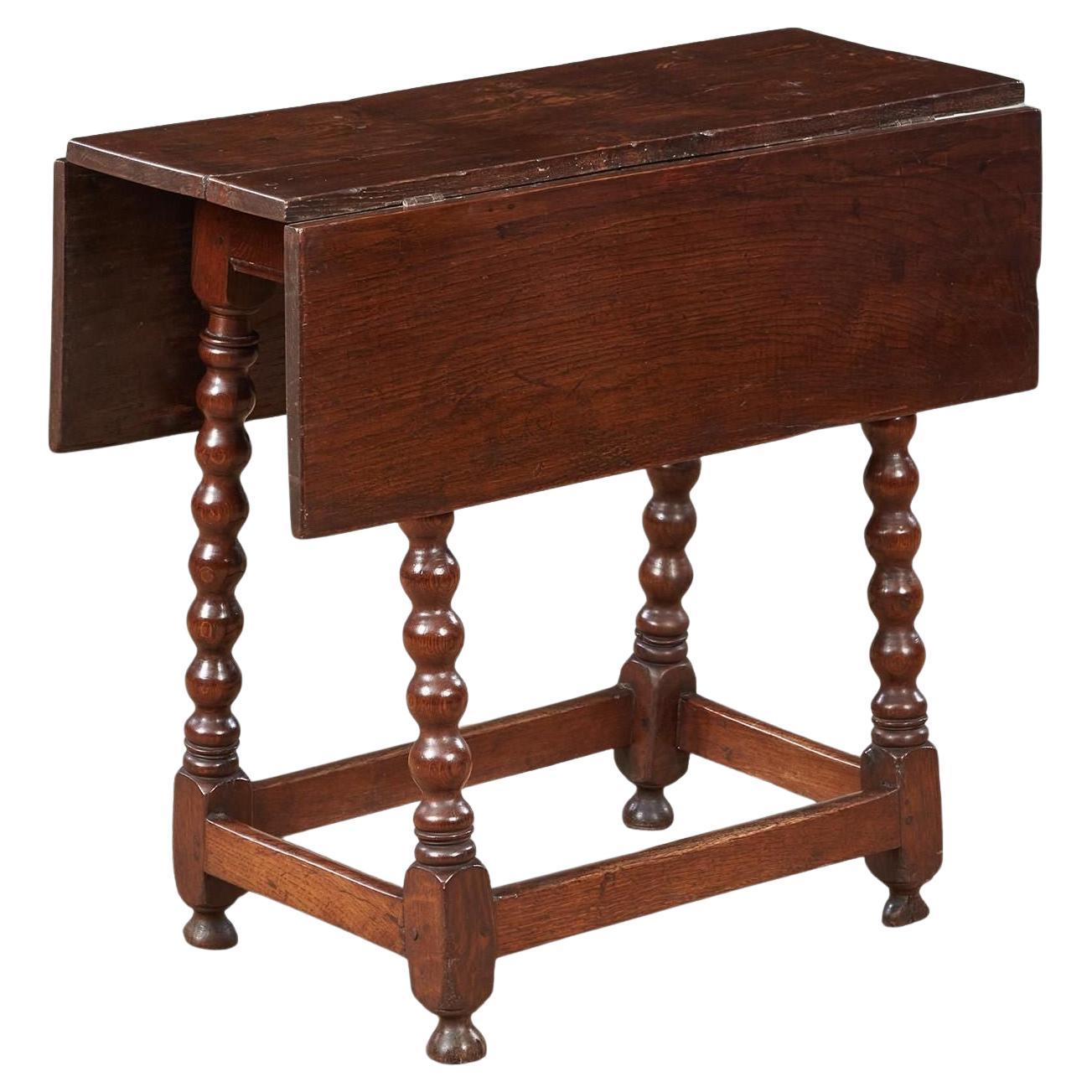 Jacobean Bobbin Leg Drop Leaf Tisch im Angebot