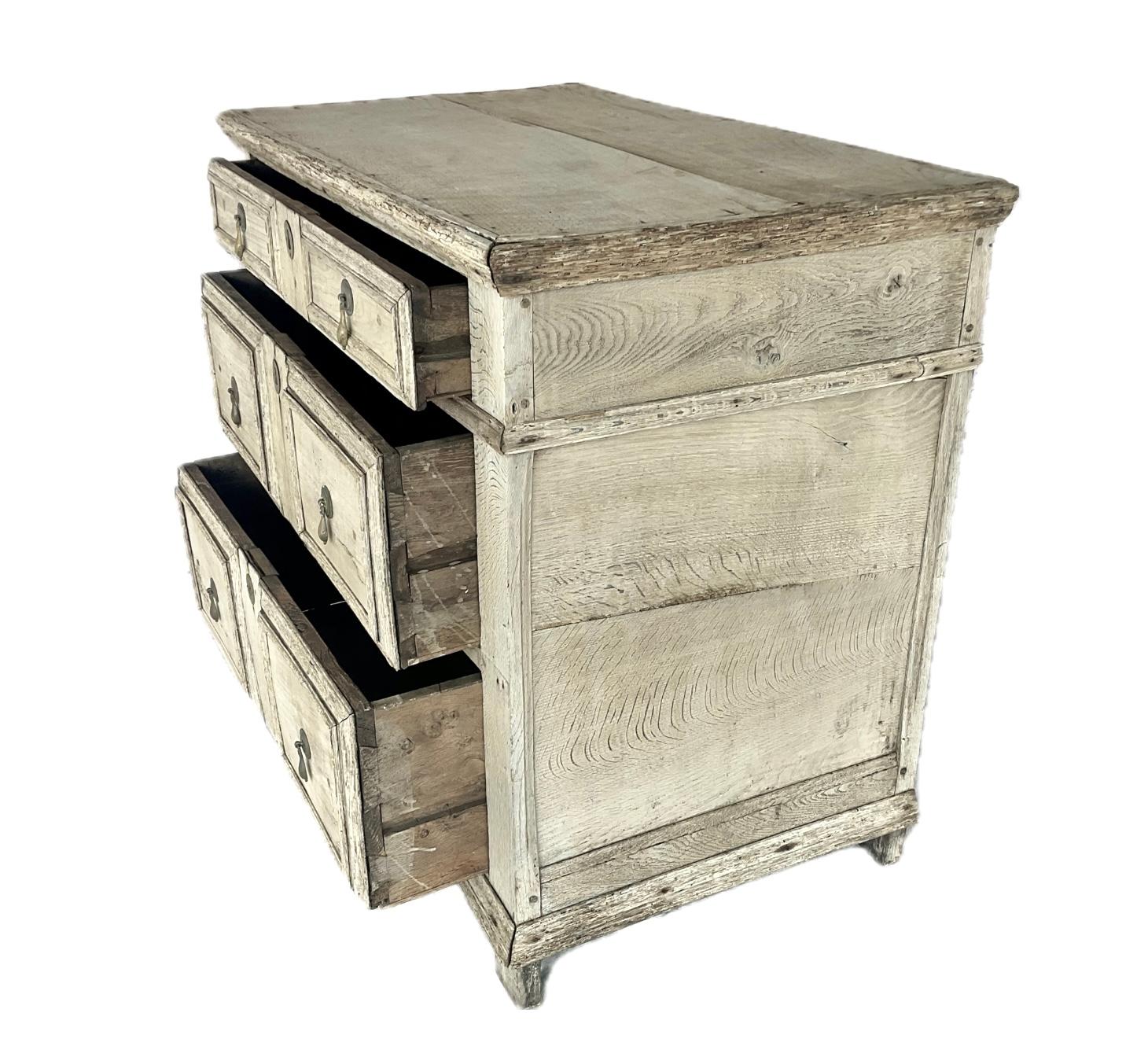 18th Century and Earlier Jacobean Chest of Drawers with Bleached Finish For Sale