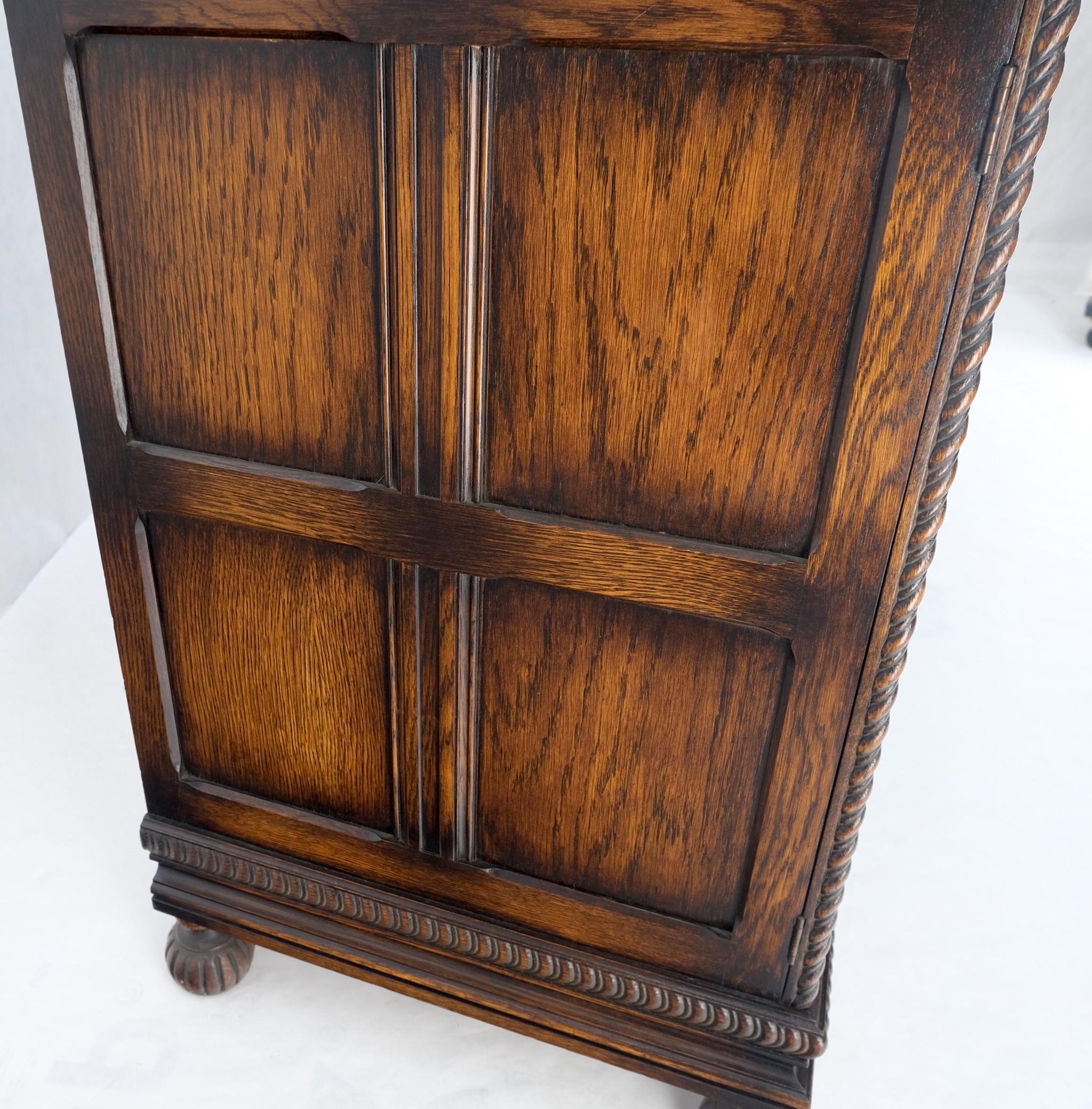 Jacobean Fine Carved Oak Sideboard Credenza Buffet Cabinet Mint For Sale 2
