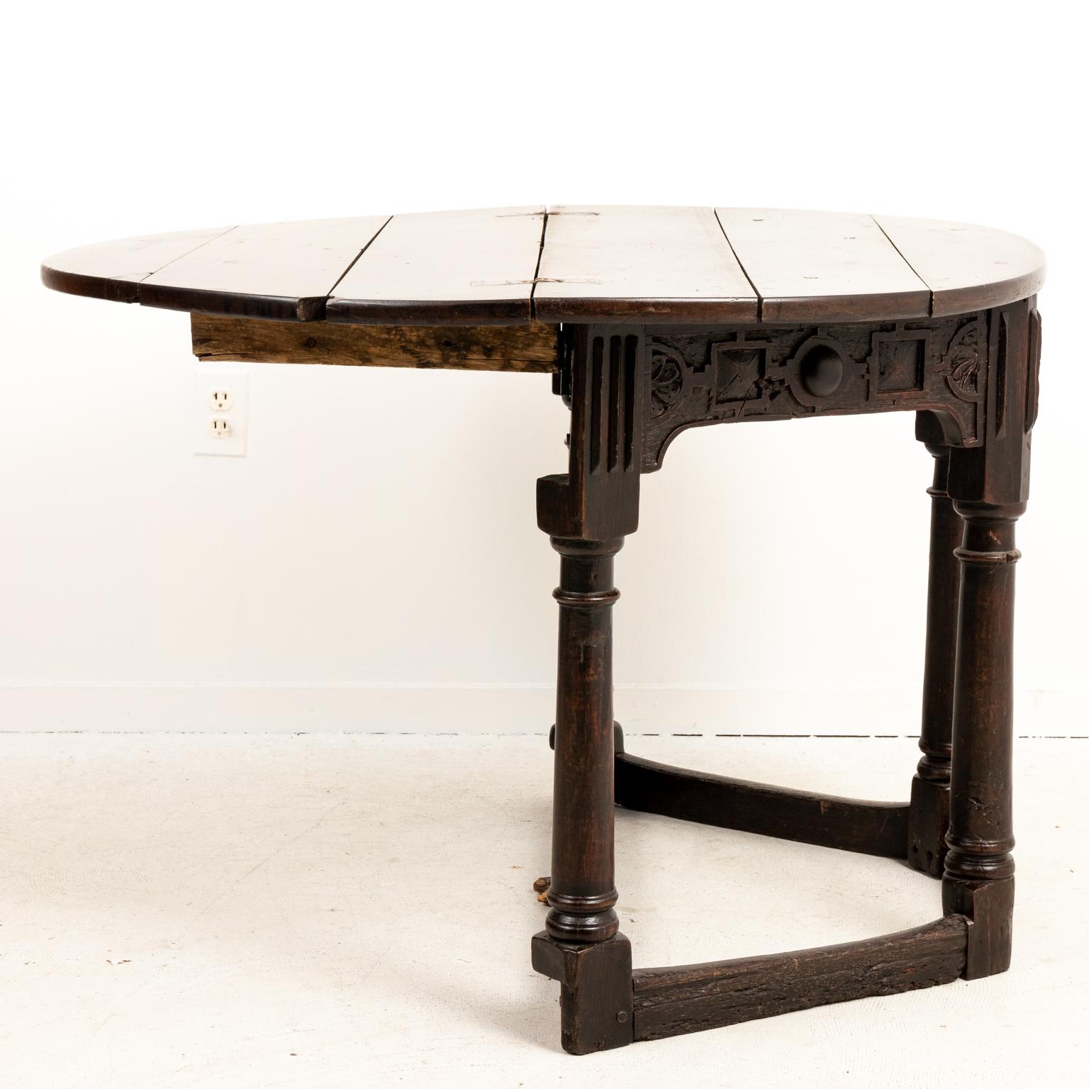 Noyer Table pliante jacobéenne