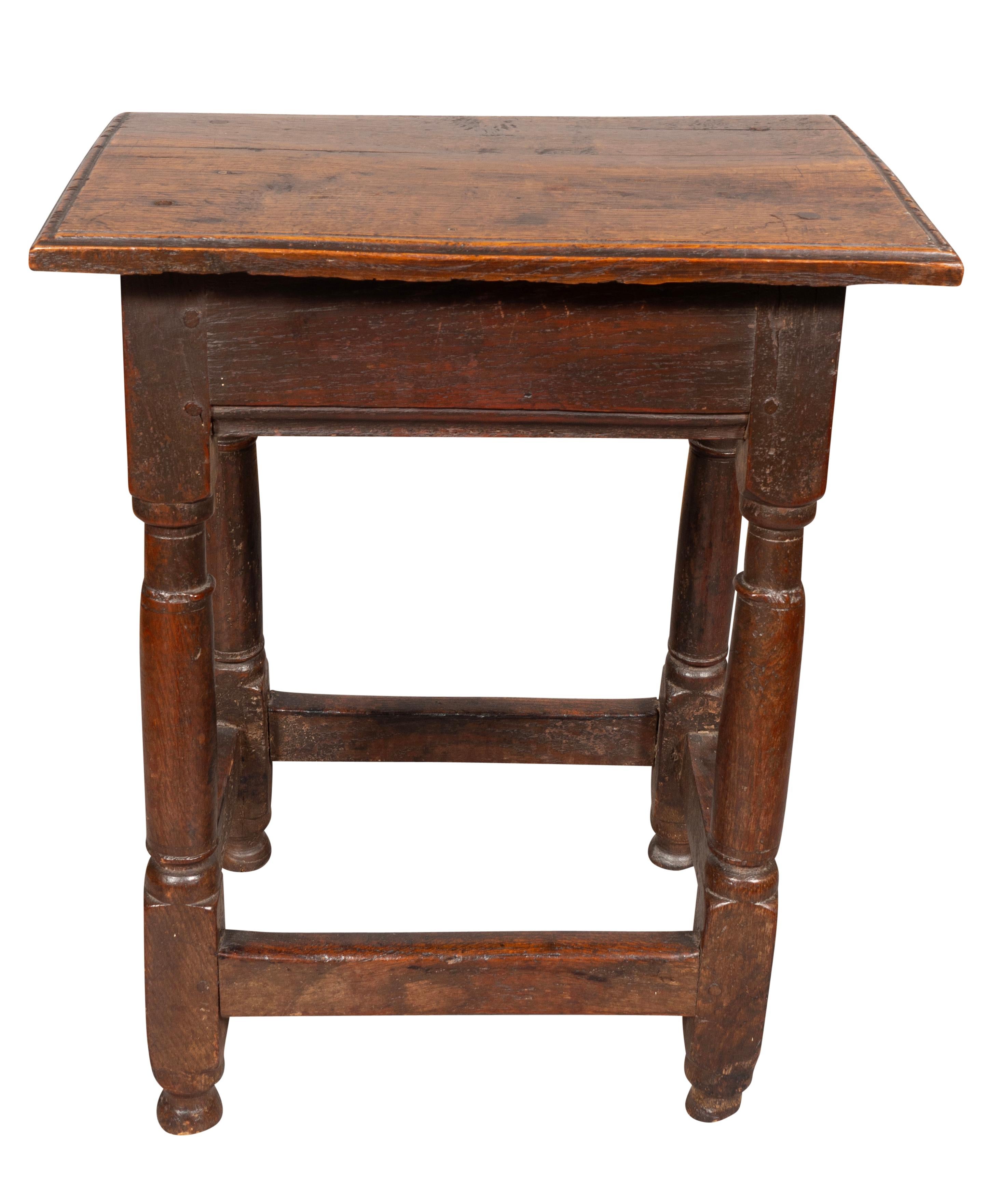Jacobean Oak Joint Stool In Good Condition For Sale In Essex, MA