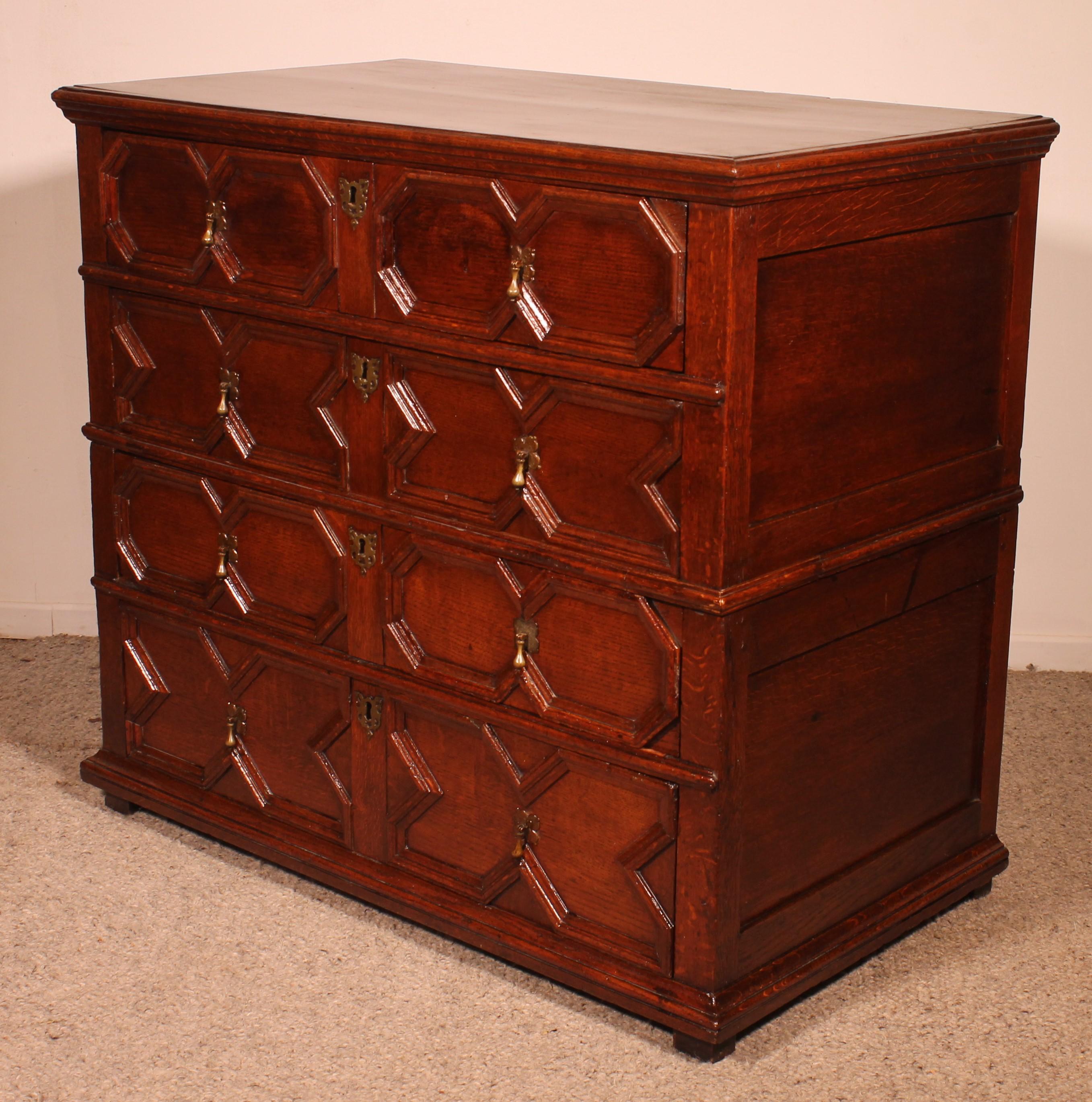 18th Century and Earlier Jacobean Period Chest Of Drawers In Oak From The 17th Century For Sale